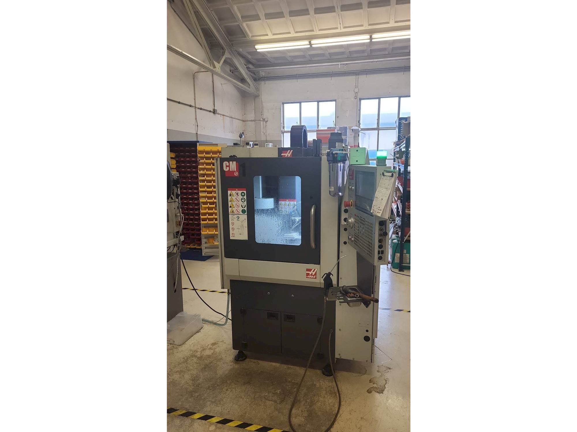 Mašīnas HAAS CM-1  pretskats