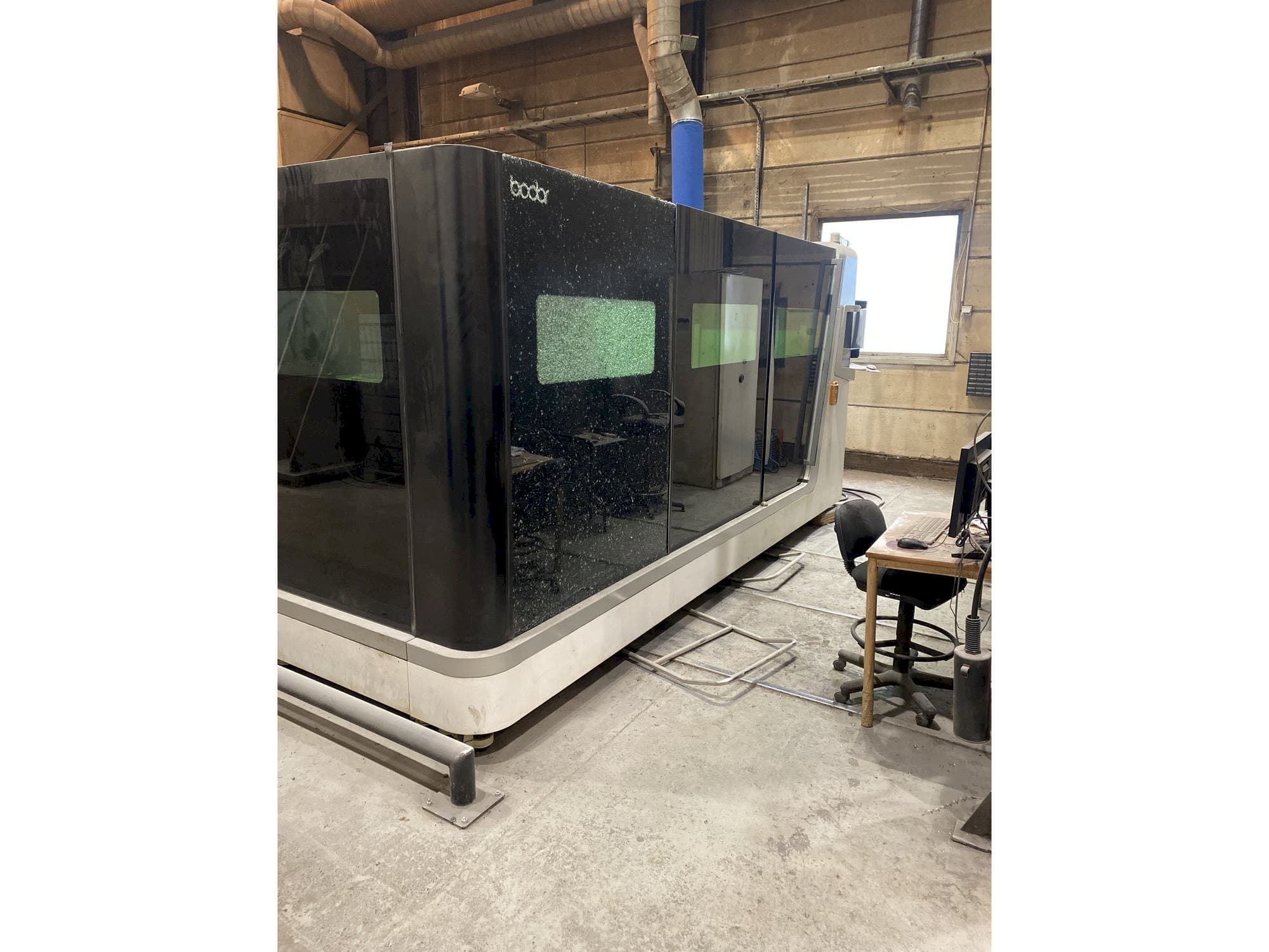 Mašīnas Bodor S2040  pretskats