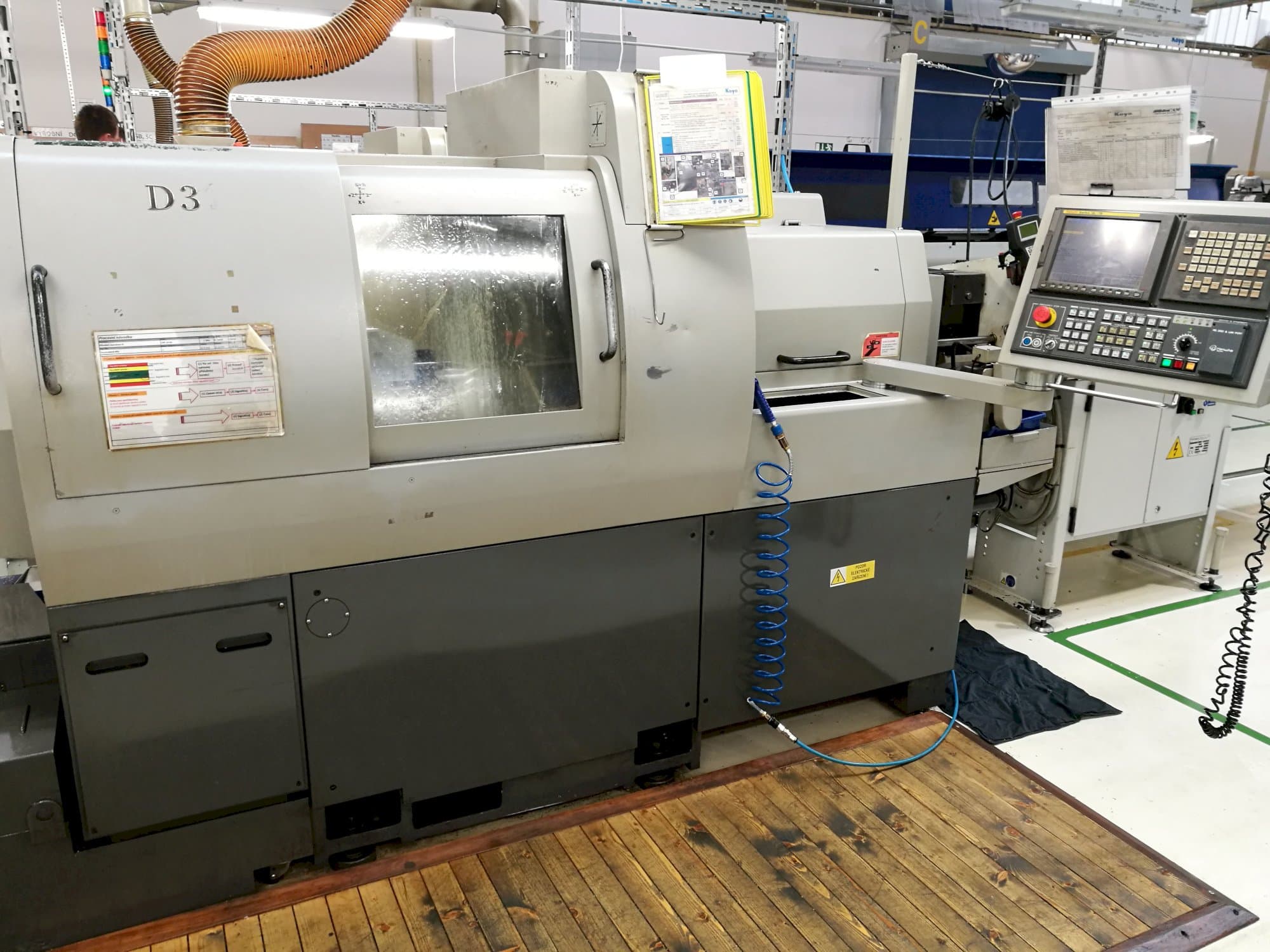 Mašīnas Hanwha XD 38 N  pretskats