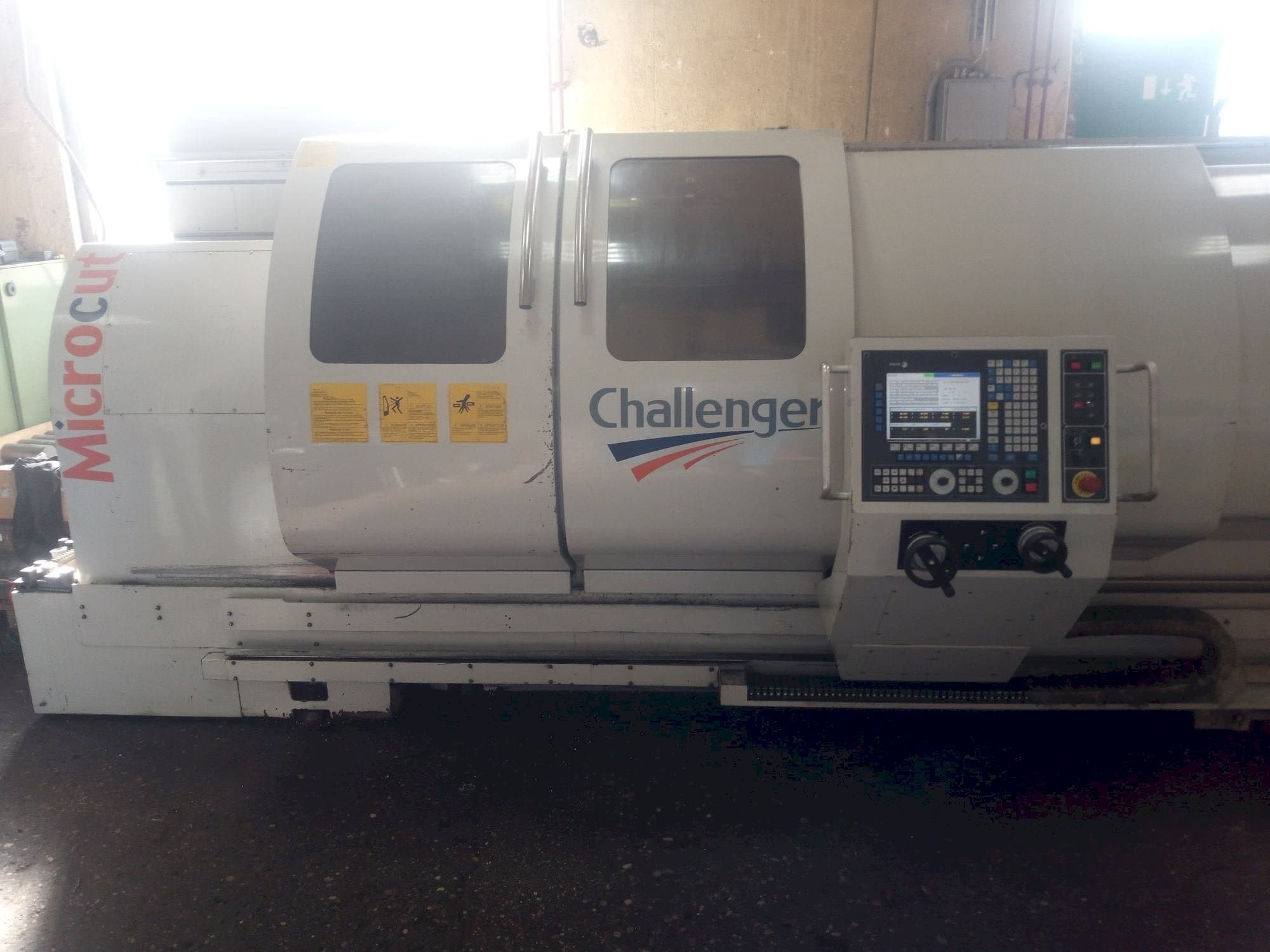 Mašīnas MICROCUT BNC 2280  pretskats