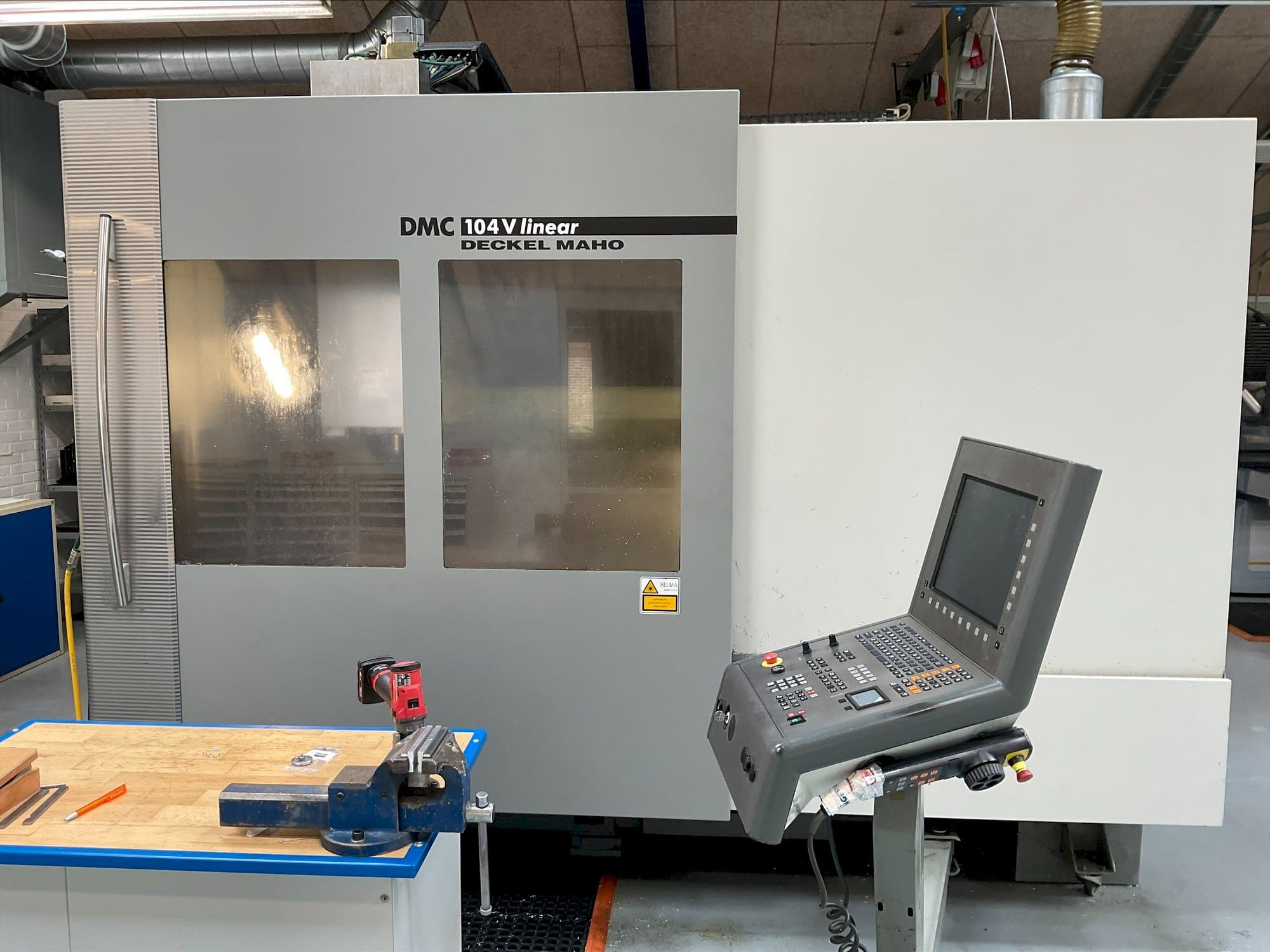 Mašīnas DMG MORI DMC 104V linear  pretskats
