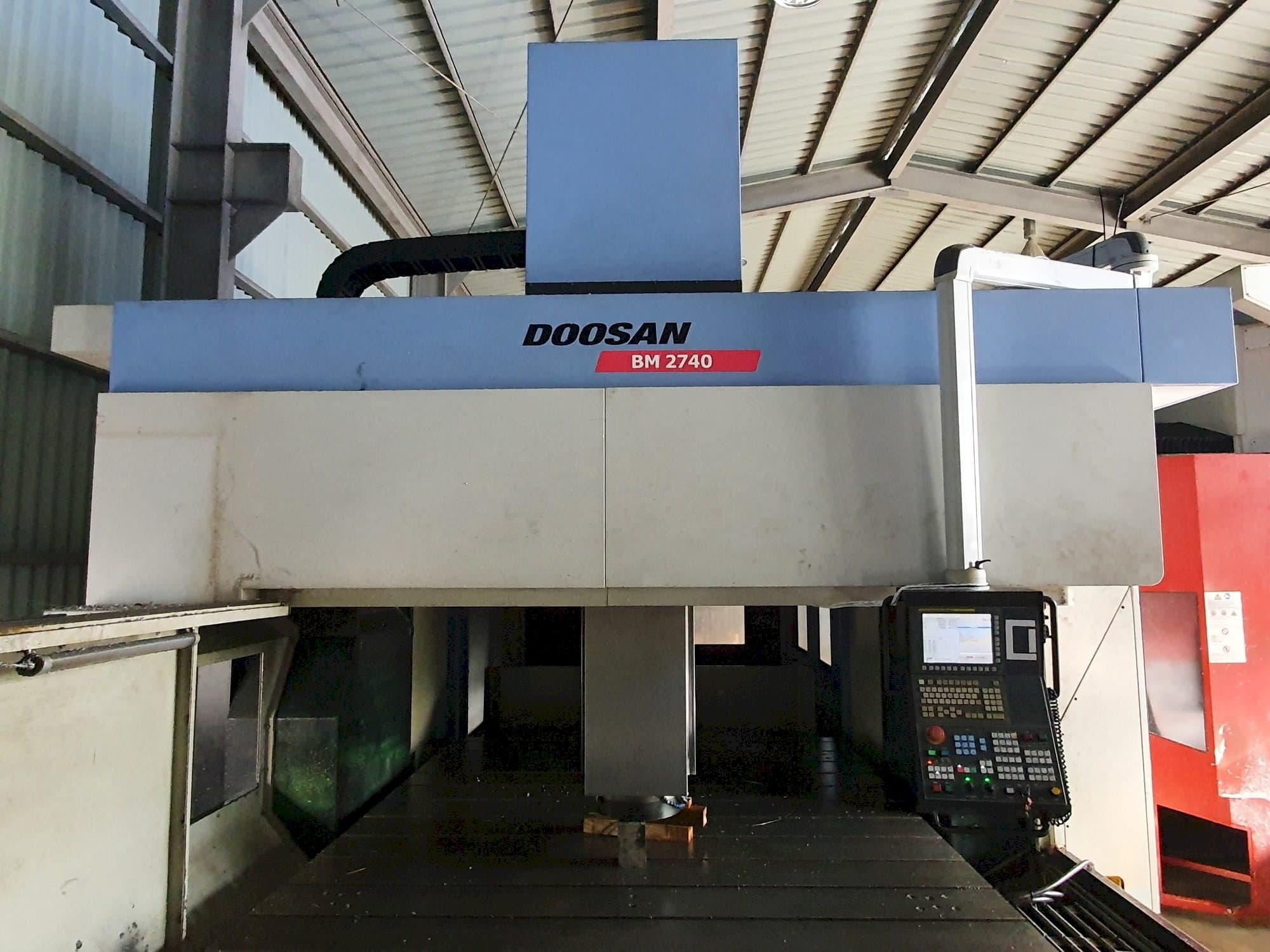 Mašīnas Doosan BM2740  pretskats