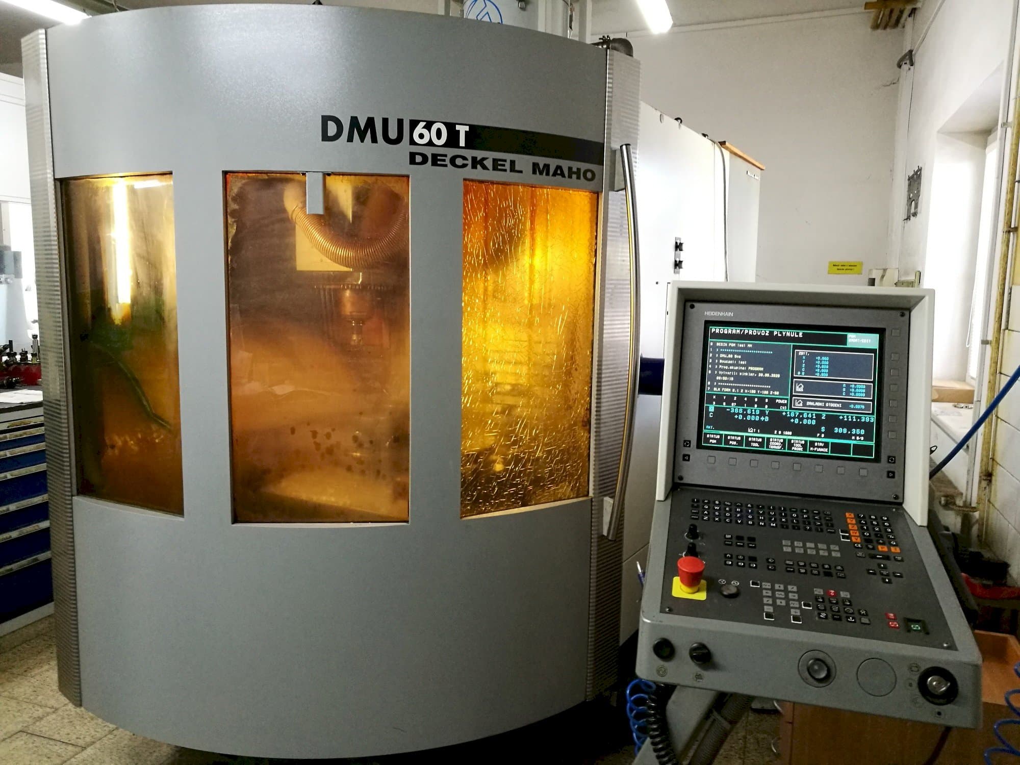 Mašīnas DECKEL MAHO DMU 60T  pretskats