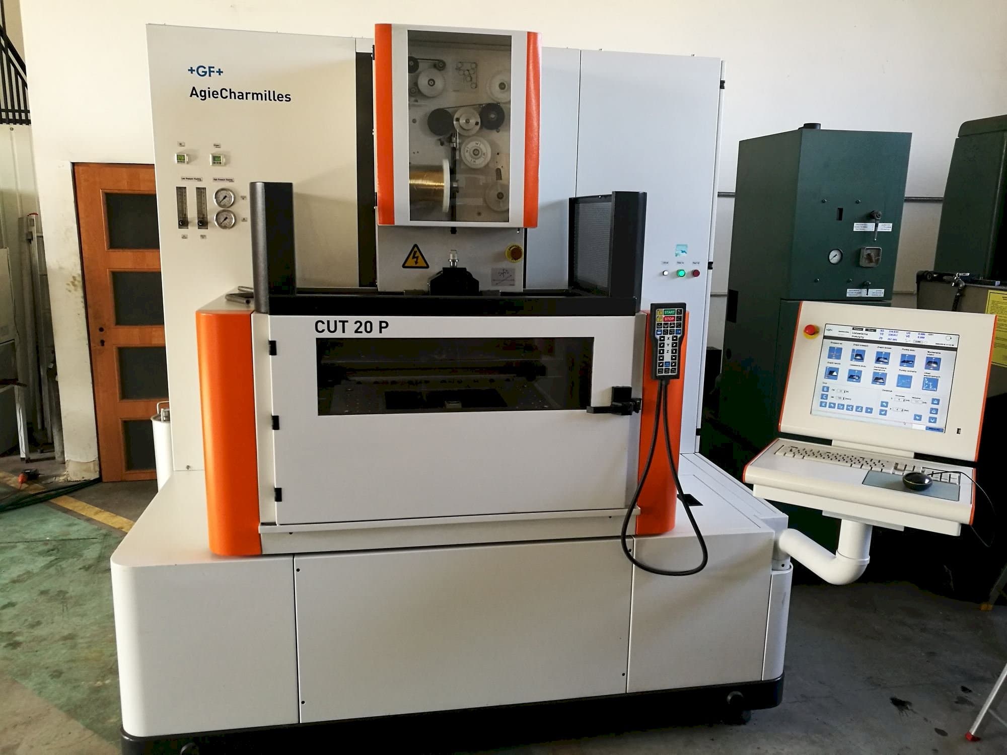 Mašīnas AgieCharmilles CUT 20 P  pretskats