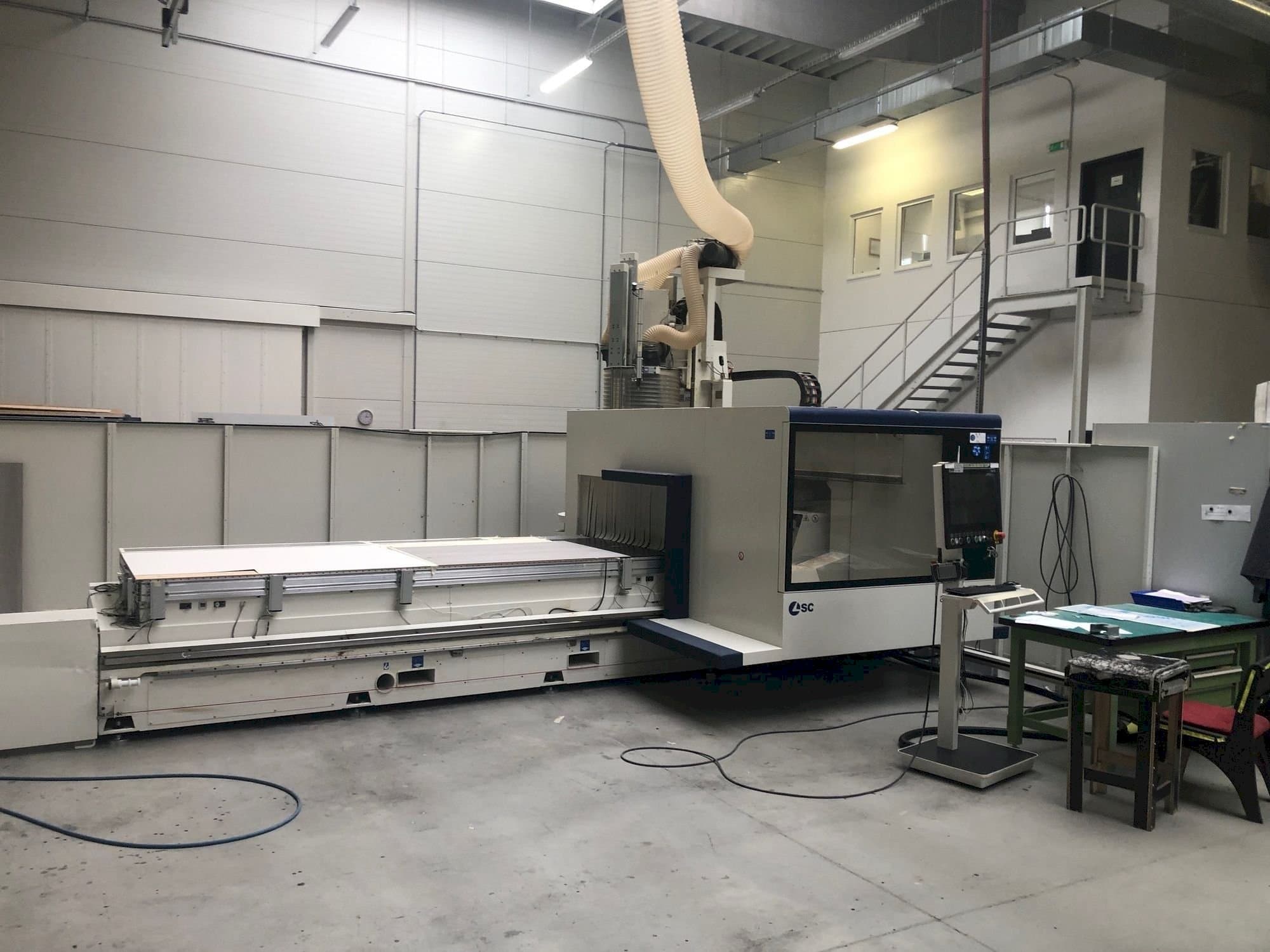 Mašīnas SCM ACCORD 50 FX-M  pretskats