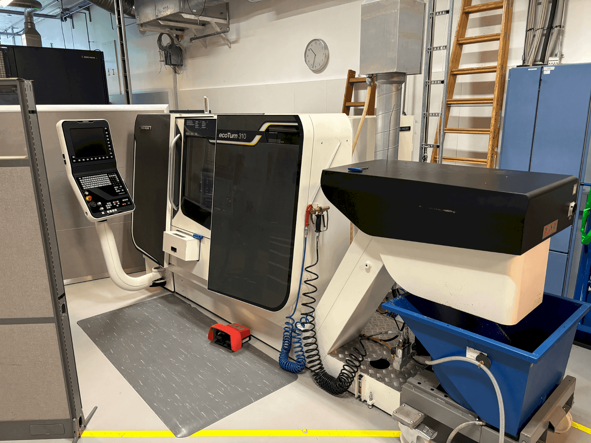 Mašīnas DMG MORI ECOTURN 310 V3  pretskats