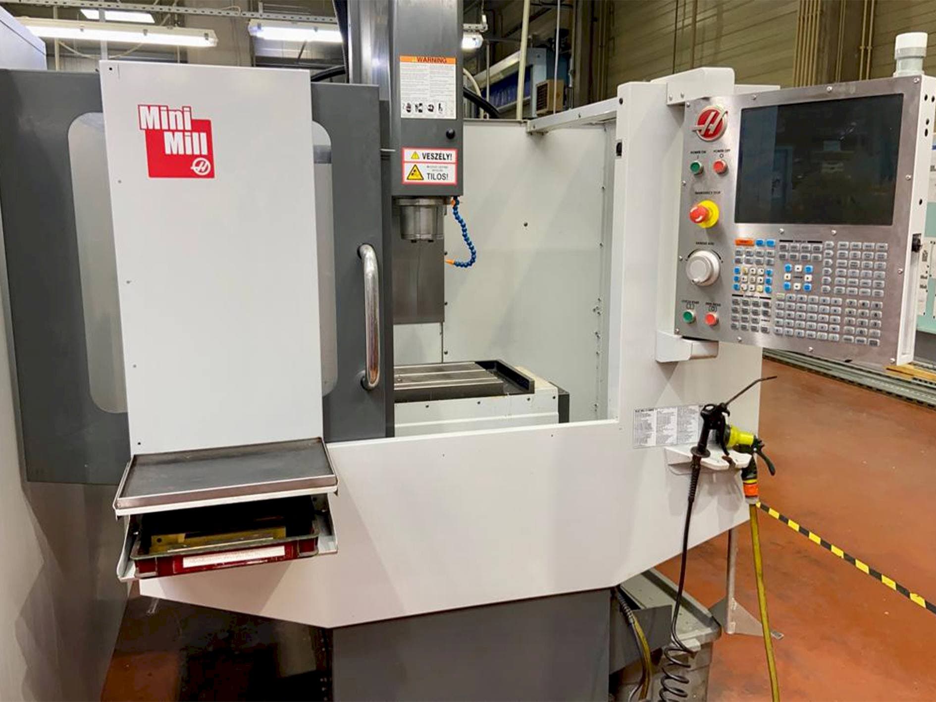 Mašīnas HAAS MINIMILL  pretskats