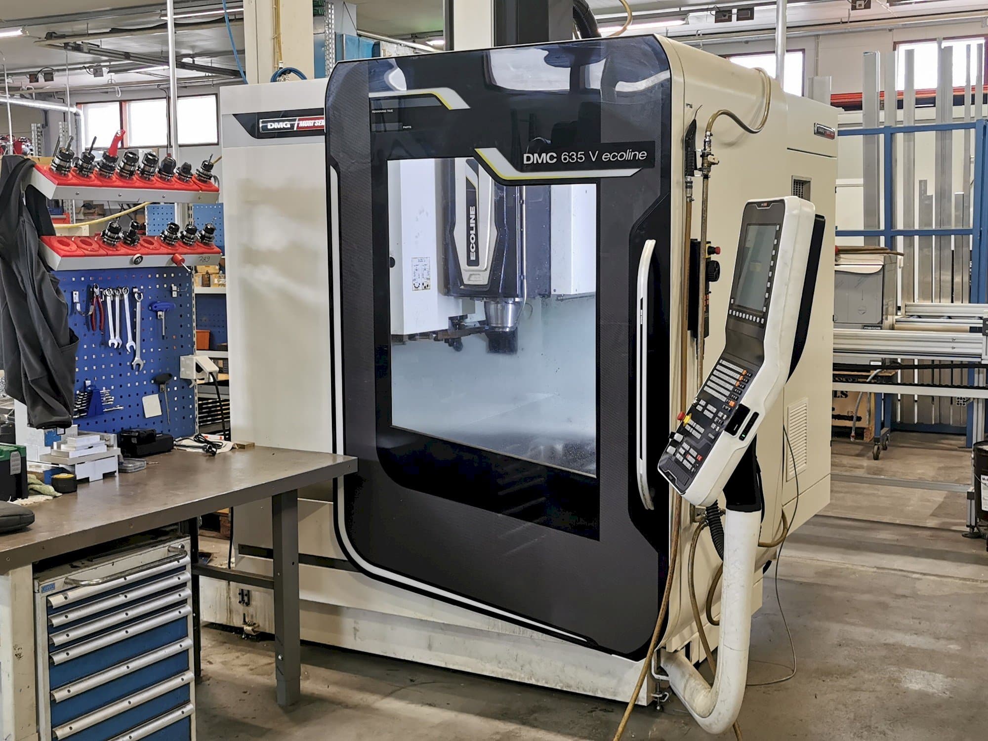 Mašīnas DMG Mori Seiki DMC 635 V Ecoline  pretskats
