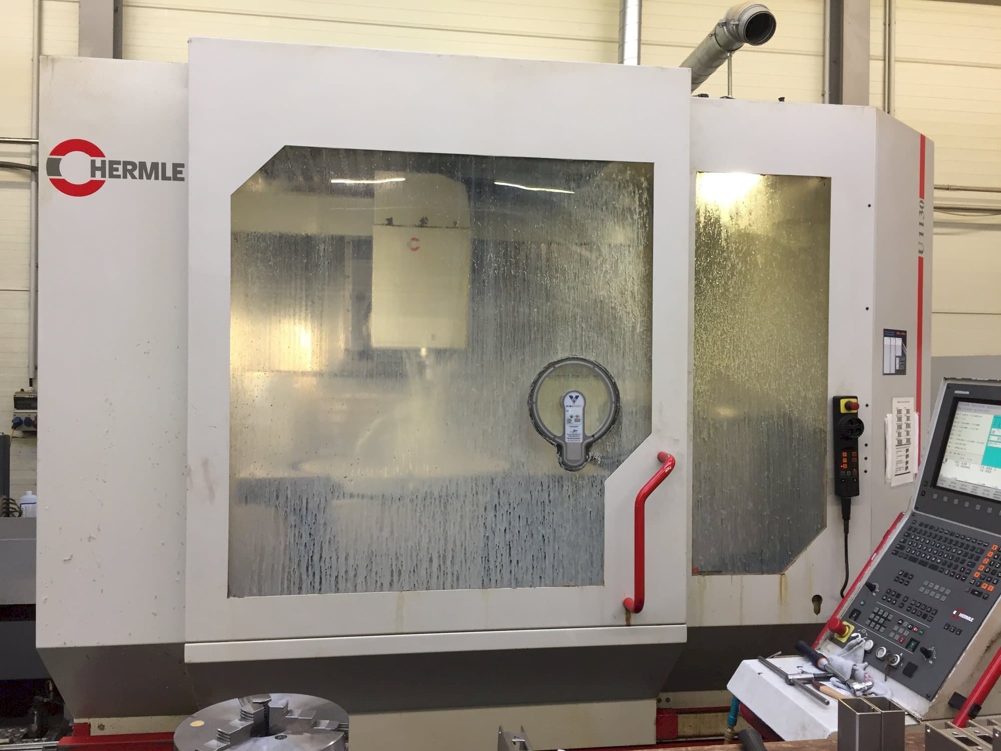 Mašīnas HERMLE U1130  pretskats