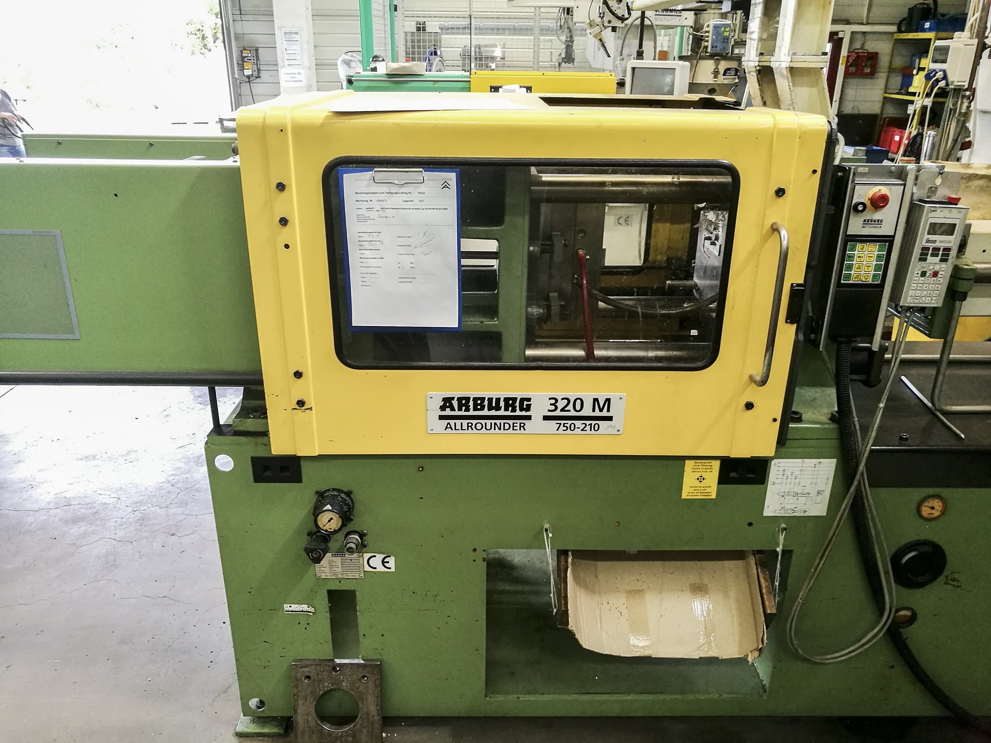 Mašīnas Arburg 320M 750-210  pretskats