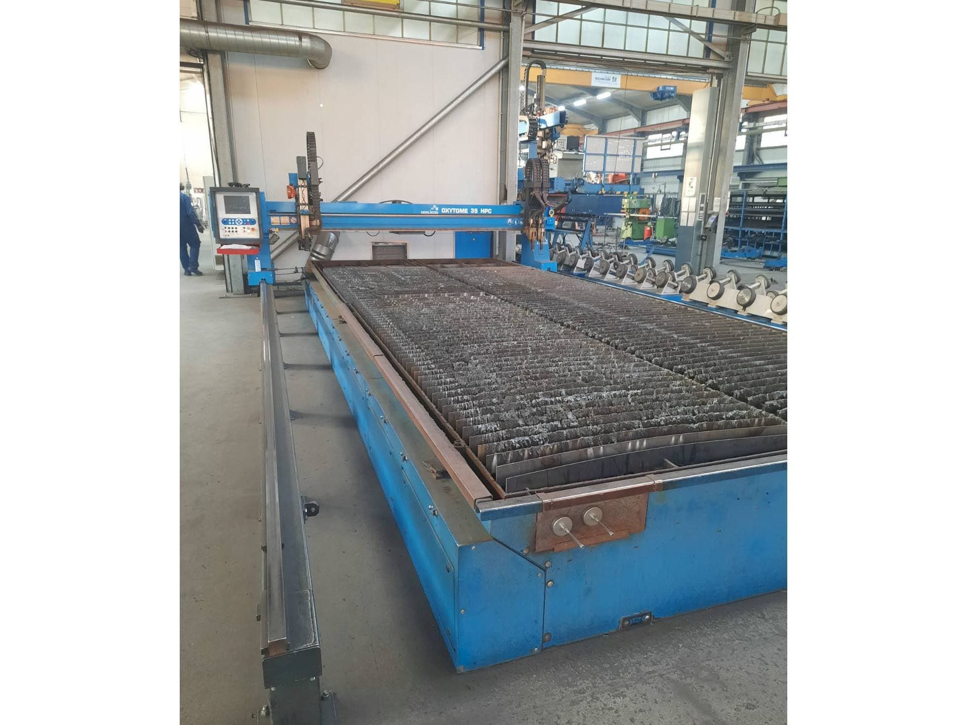 Mašīnas Oerlikon Oxytome 35 HPC  pretskats