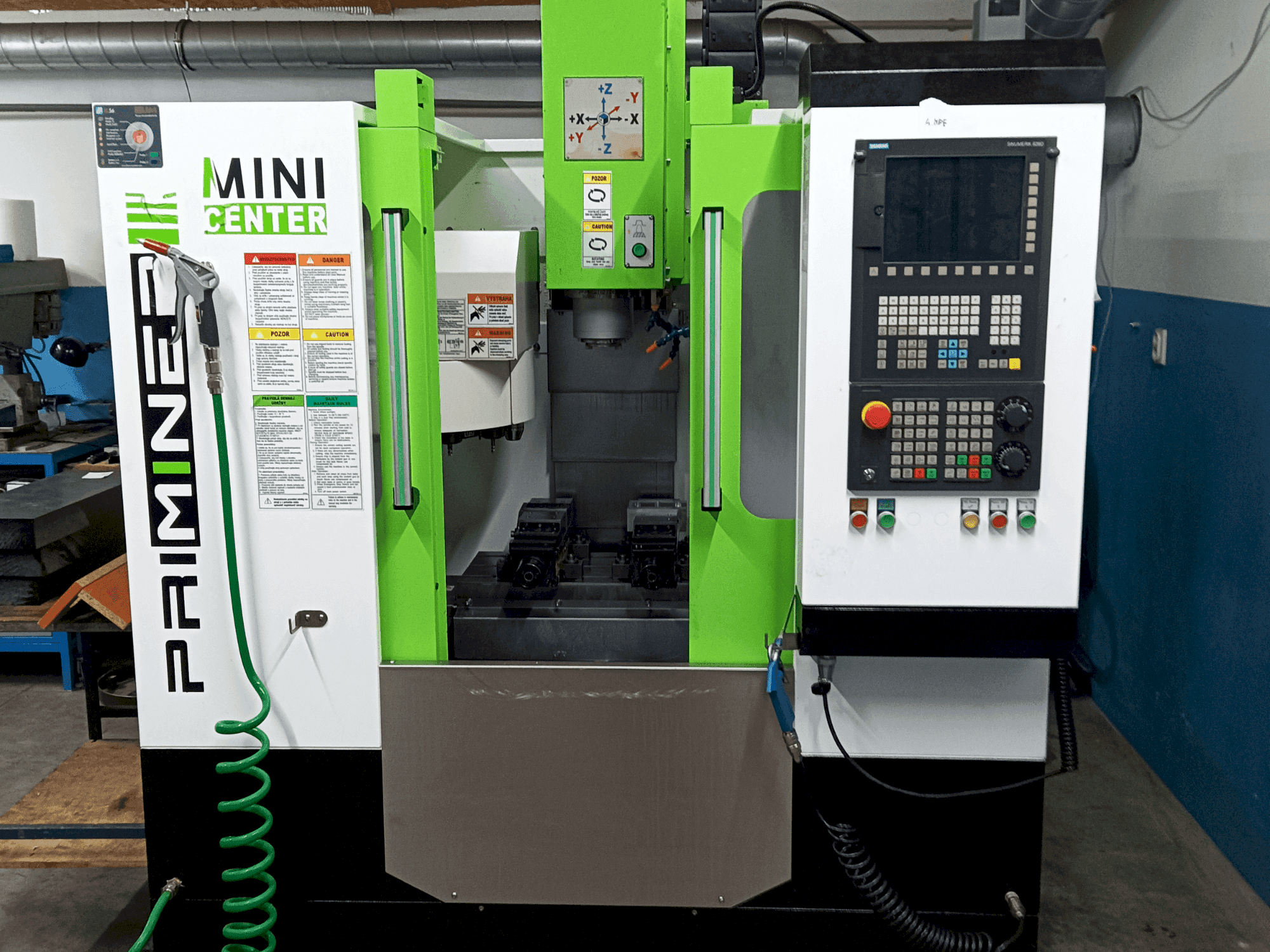 Mašīnas Priminer MINI  pretskats