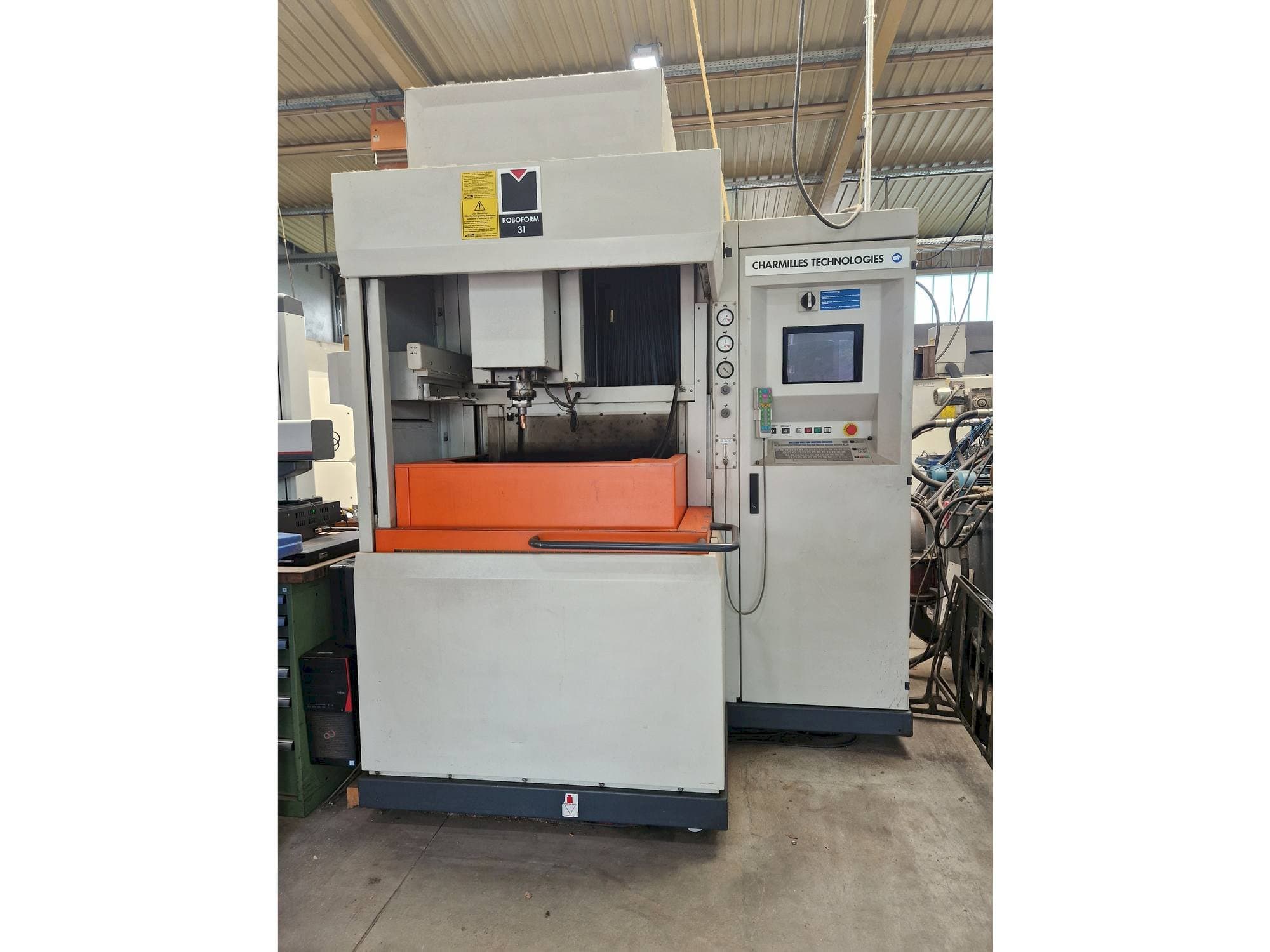 Mašīnas CHARMILLES Roboform 31  pretskats