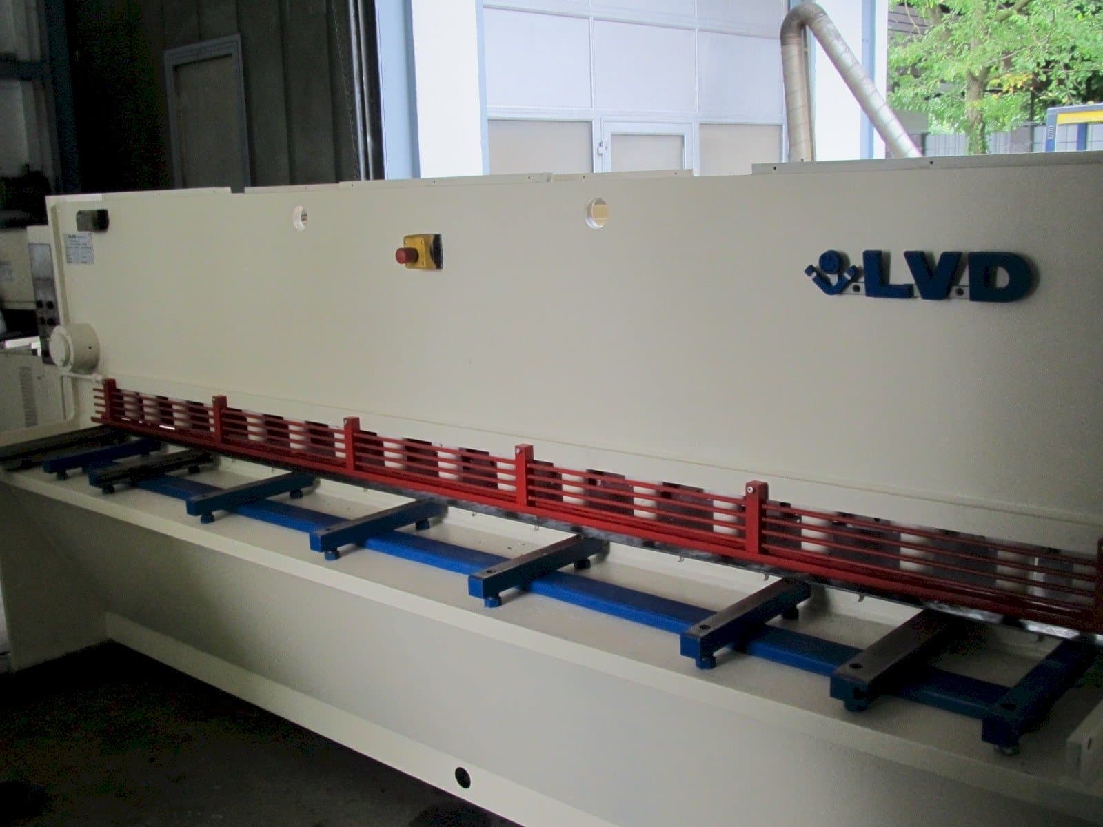 Mašīnas LVD HST  31/6  pretskats