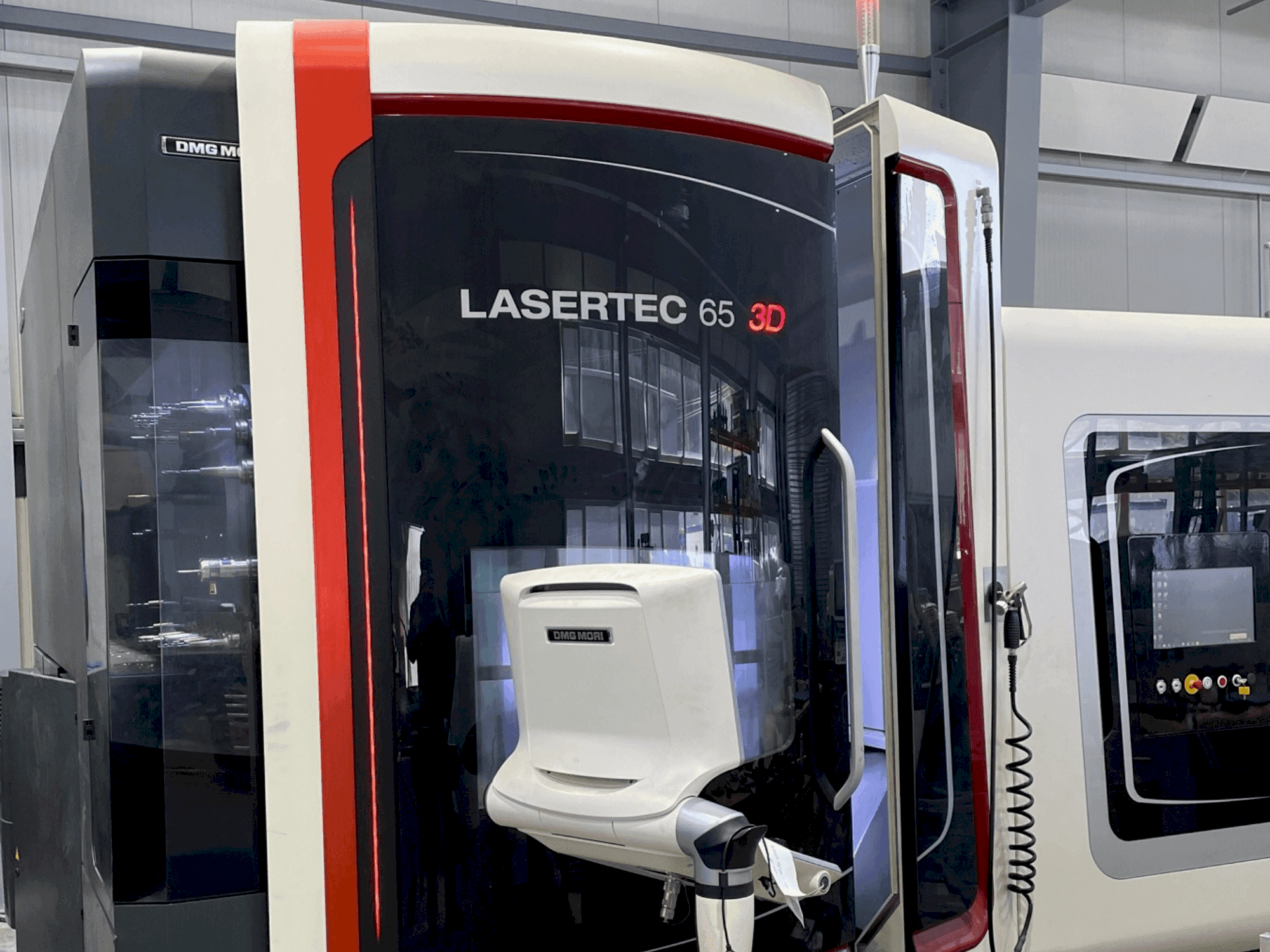 Mašīnas DMG MORI LASERTEC 65 3D Hybrid  pretskats