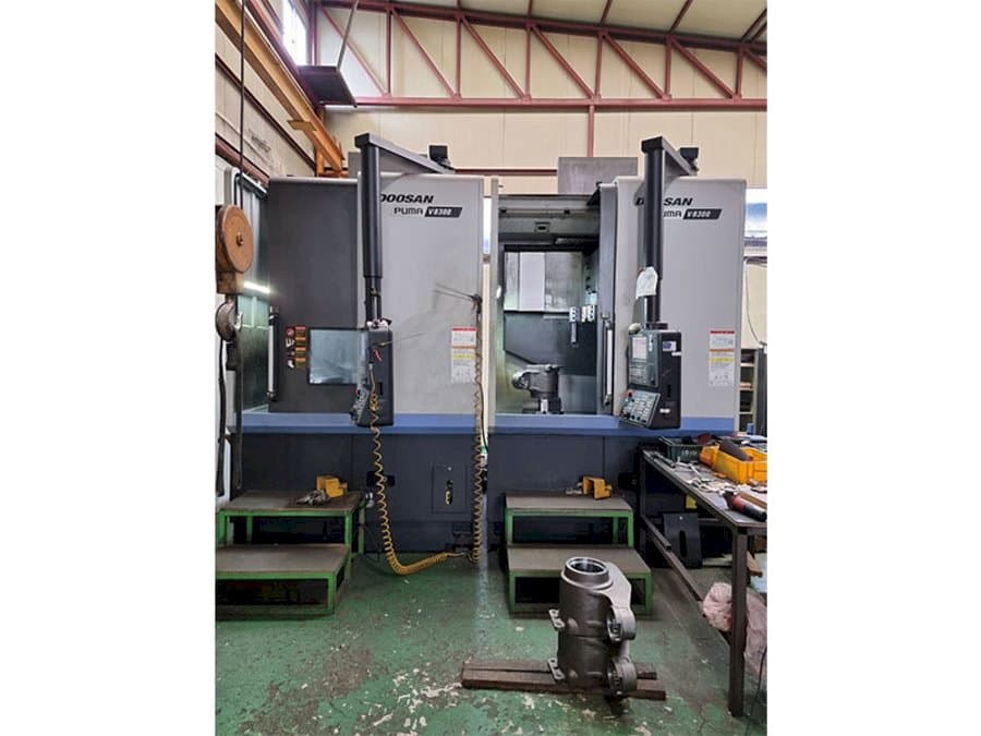 Mašīnas Doosan Puma V8300  pretskats