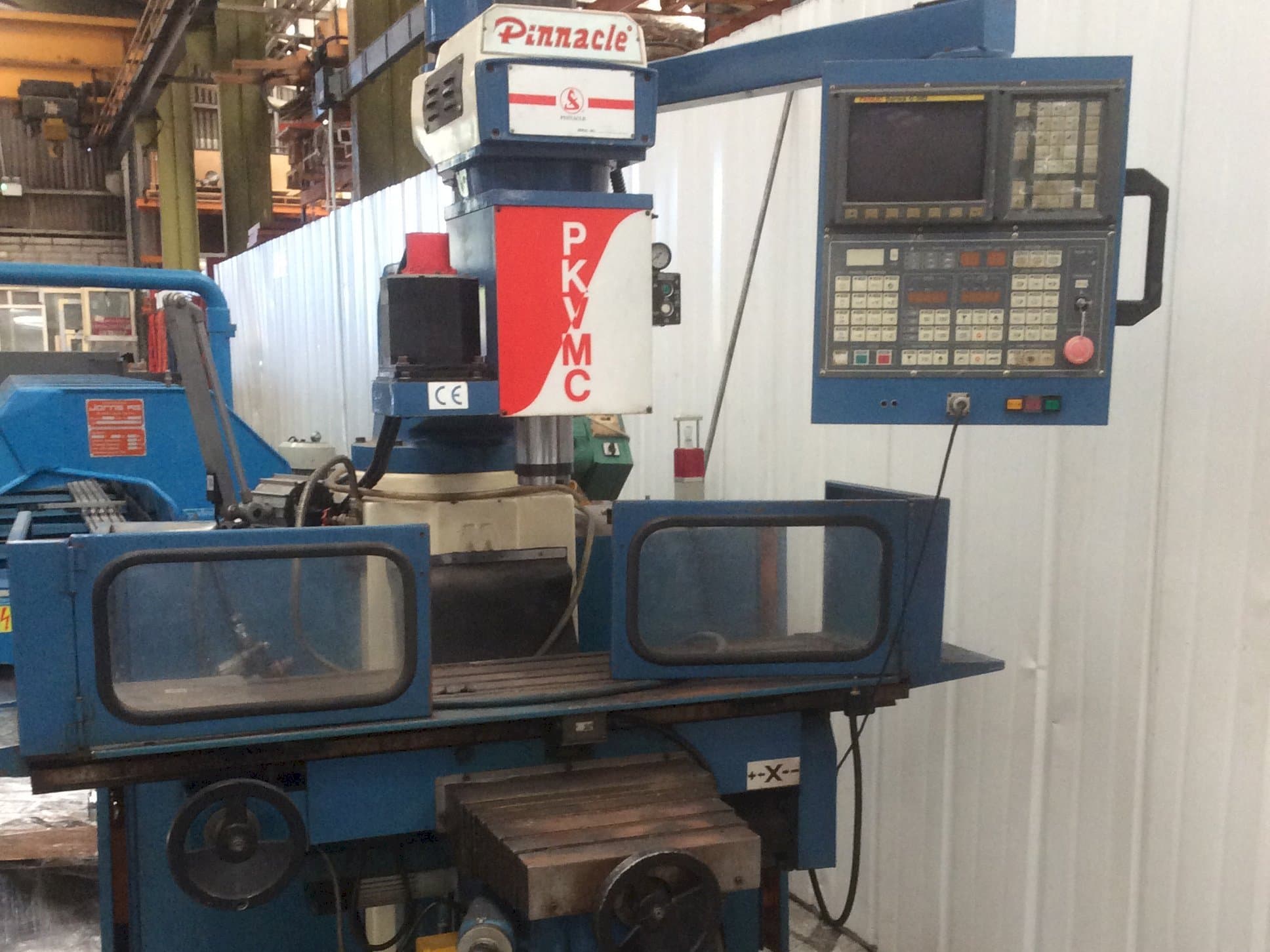 Mašīnas Pinnacle PKVMC  pretskats