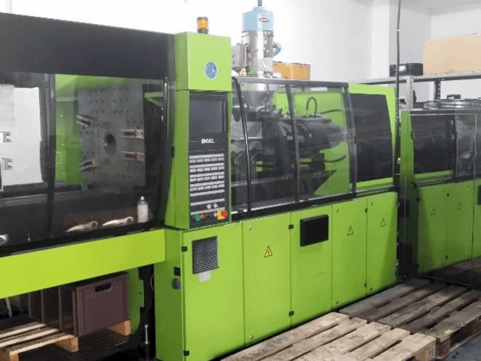 Mašīnas ENGEL VC 750/150  pretskats