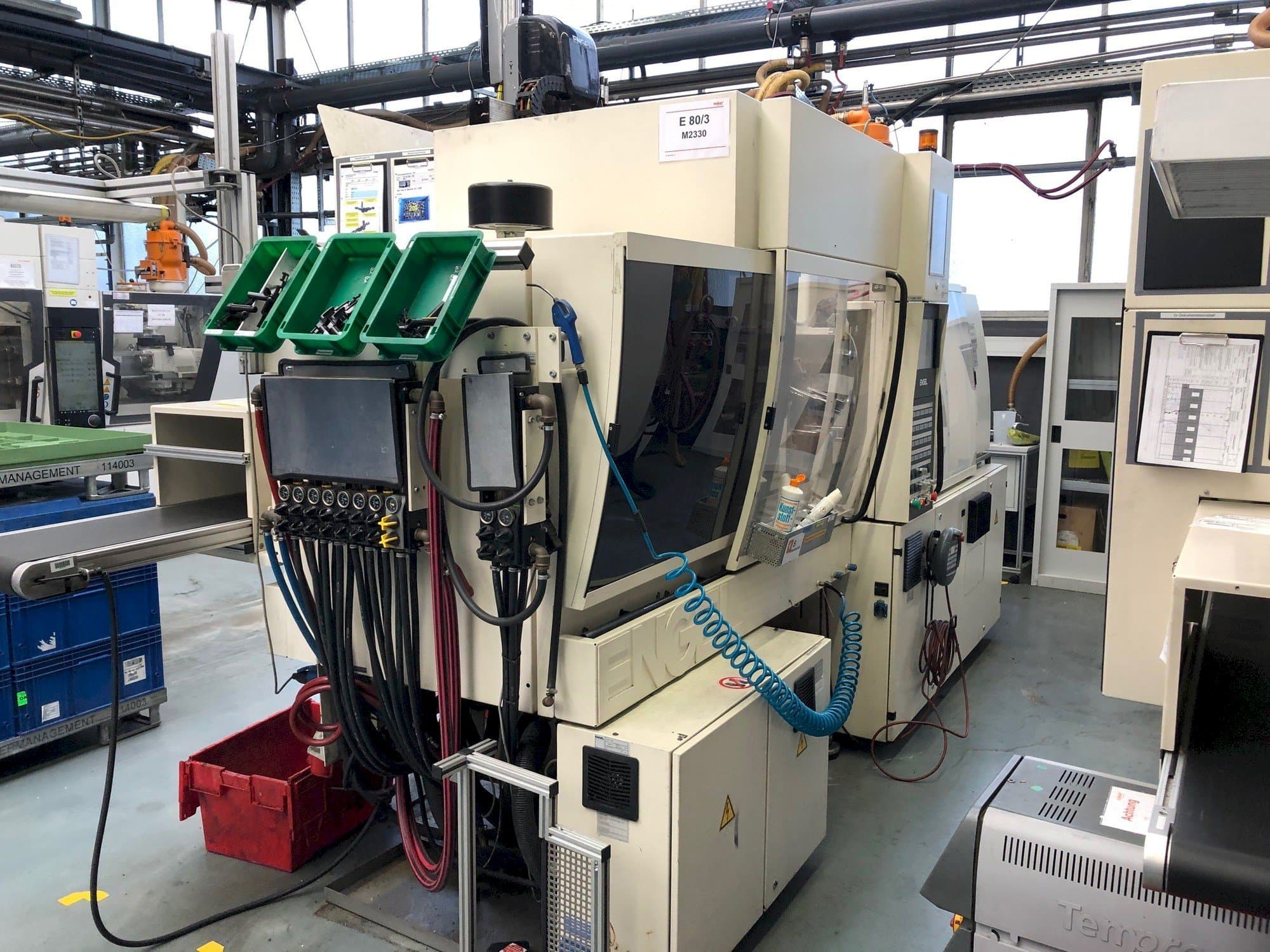 Mašīnas ENGEL Victory 330/80  pretskats