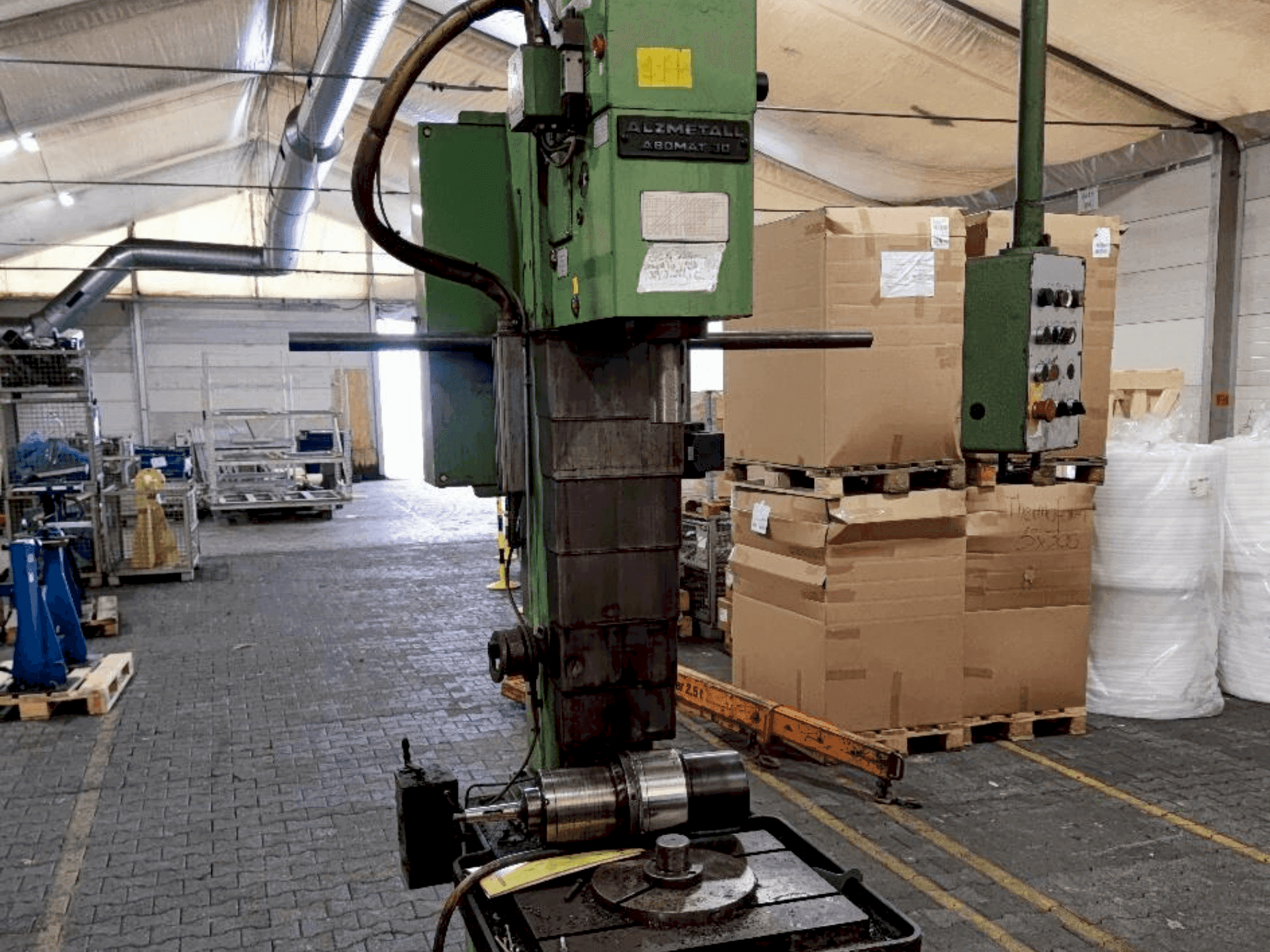 Mašīnas Alzmetall Abomat 30  pretskats