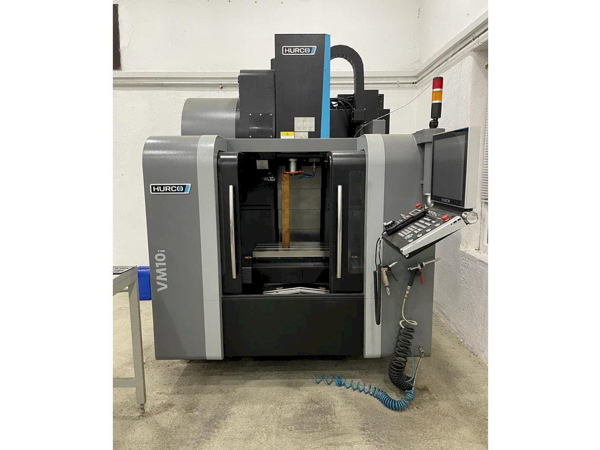 Mašīnas Hurco VM 10 i  pretskats