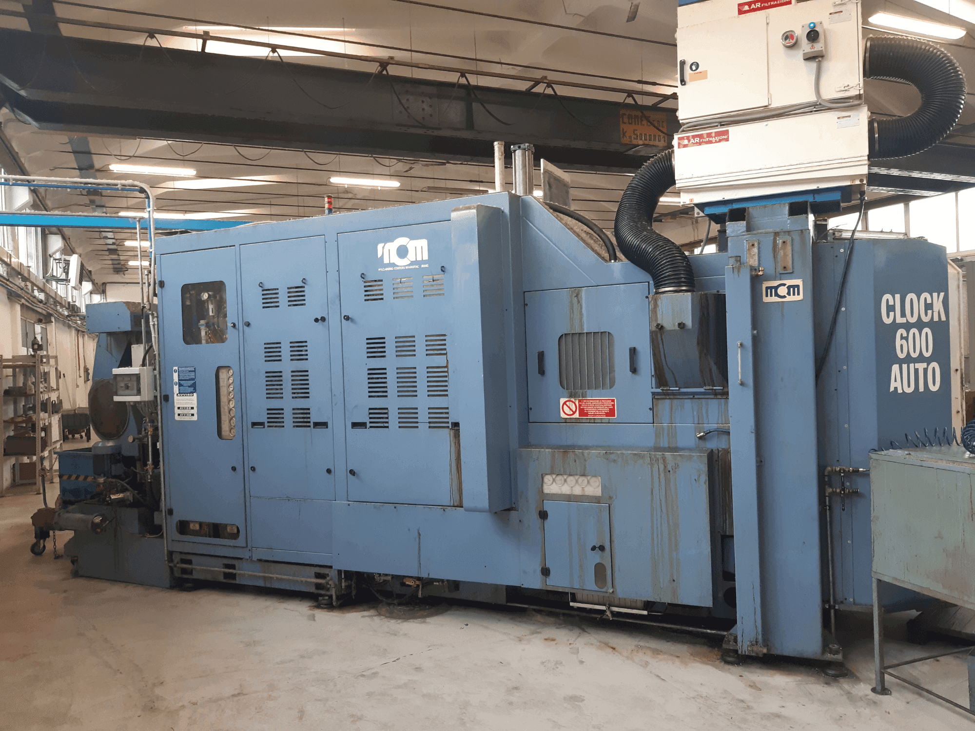 Mašīnas MCM Clock 600 Auto  pretskats