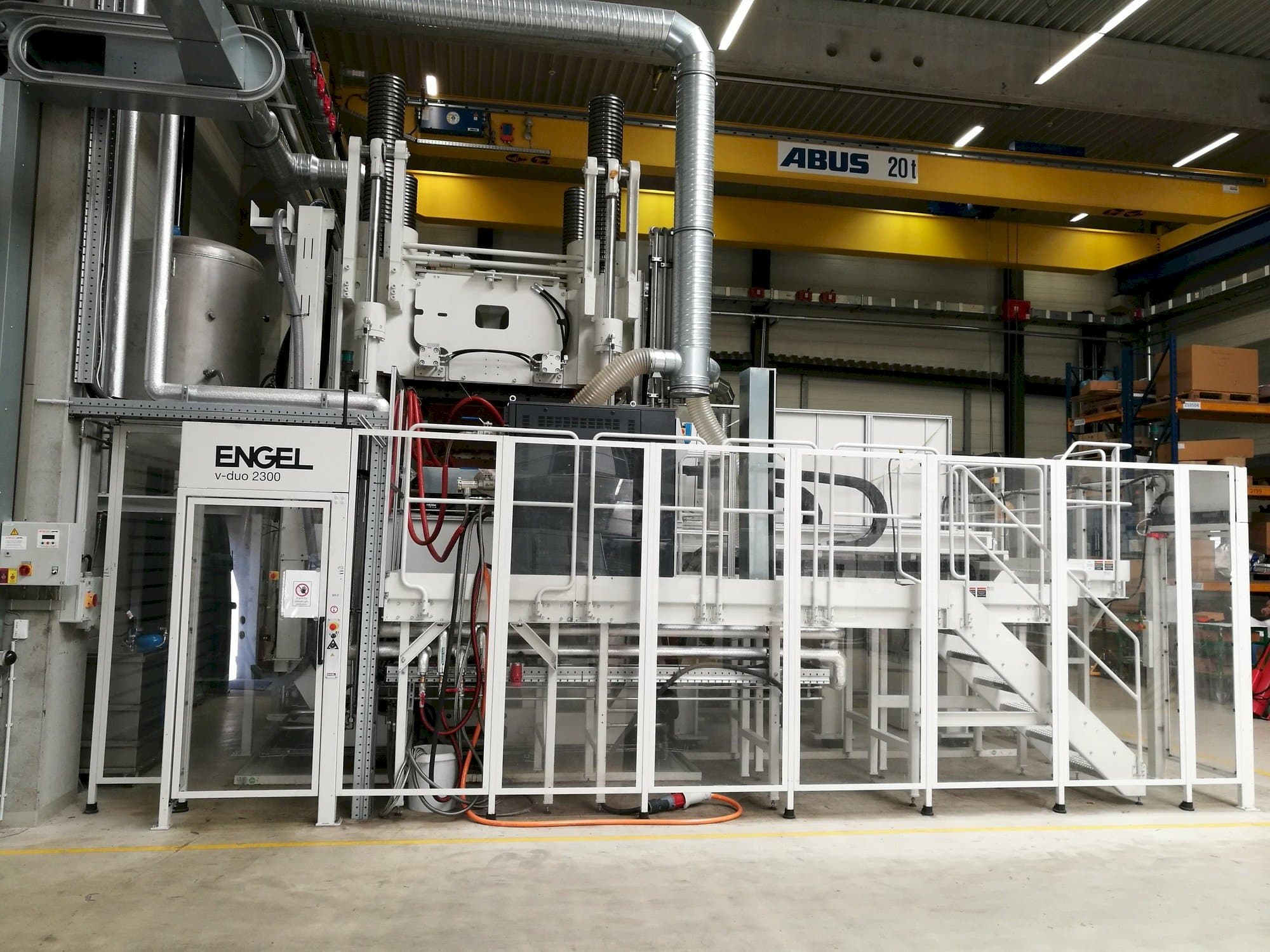 Mašīnas ENGEL V-Duo 2300  pretskats