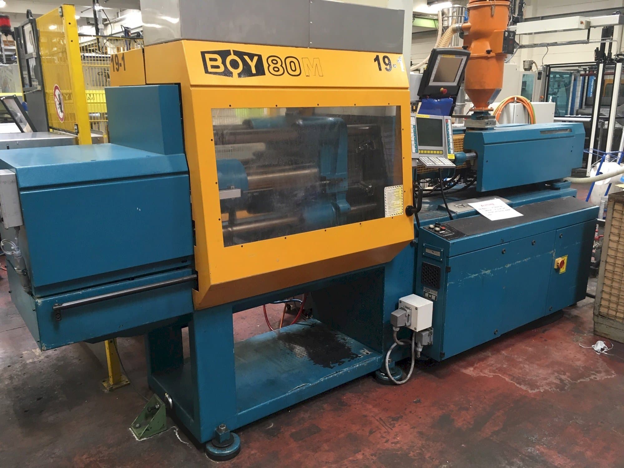 Mašīnas Dr. Boy 80M  pretskats