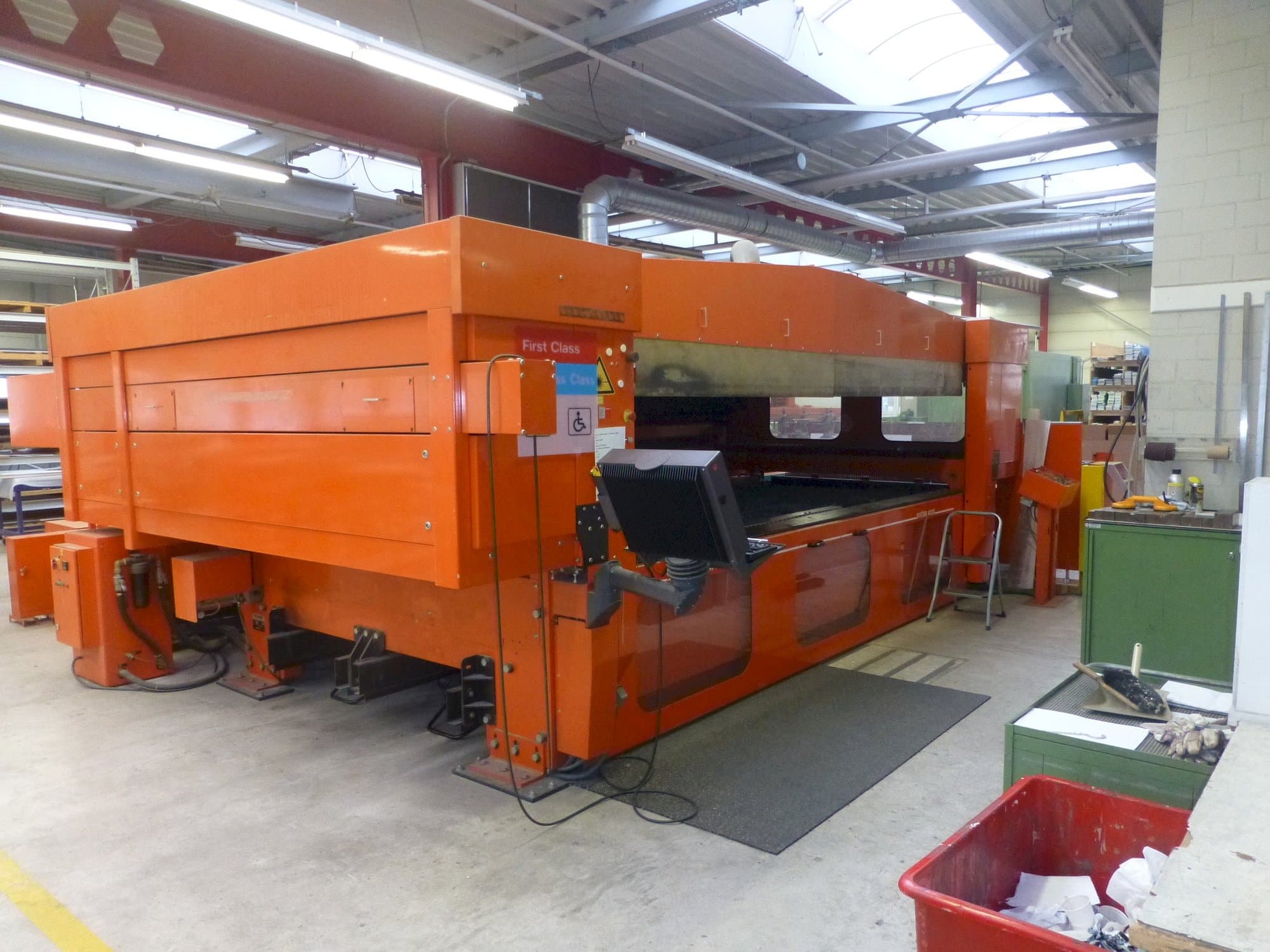 Mašīnas Bystronic BYSTAR 4020  pretskats