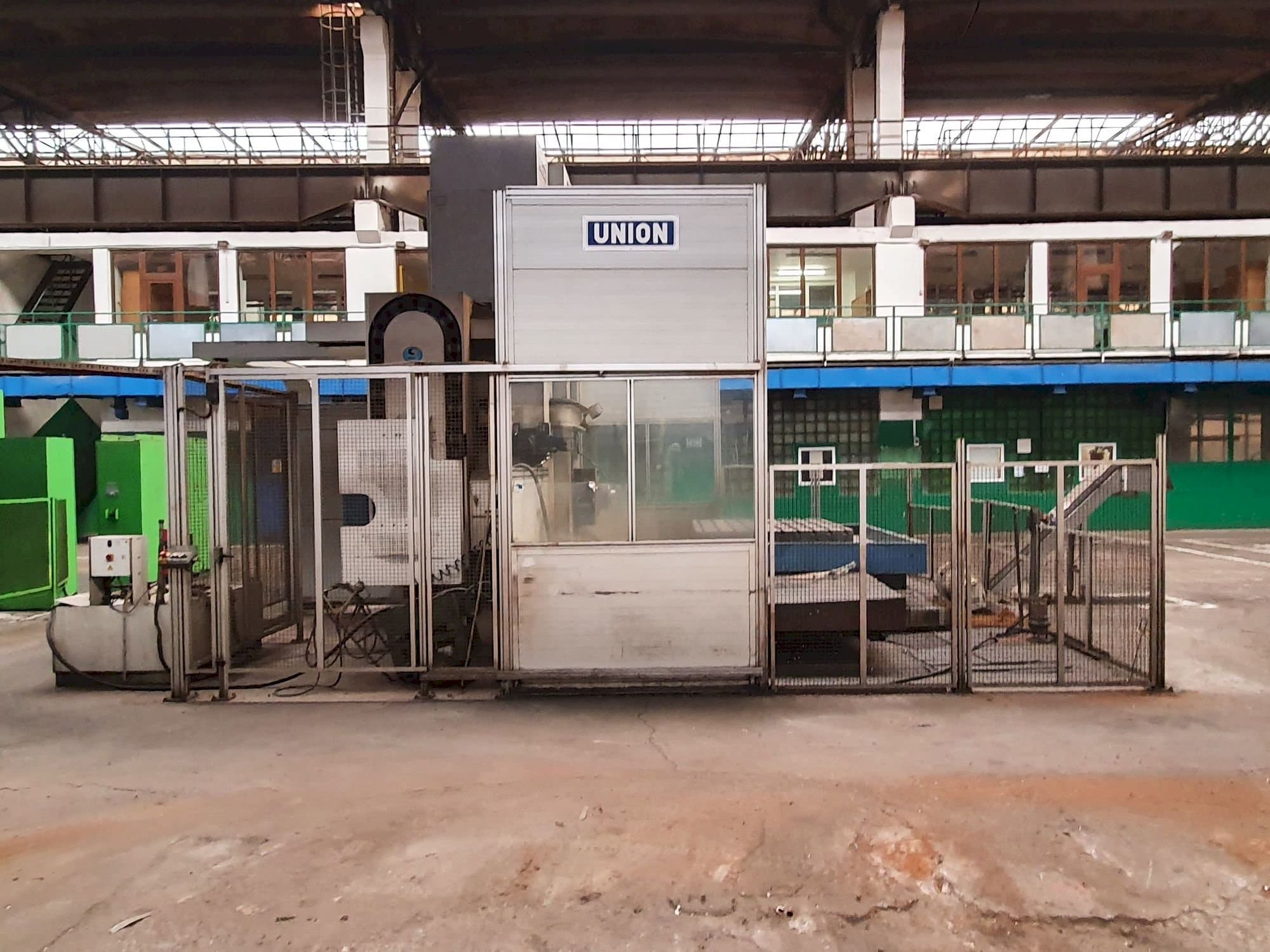 Mašīnas Union TC130/1 -iTNC530  pretskats