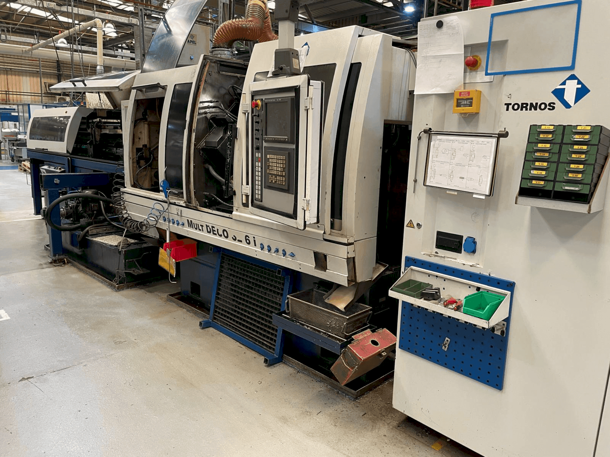 Mašīnas TORNOS MultiDeco 32/6i  pretskats