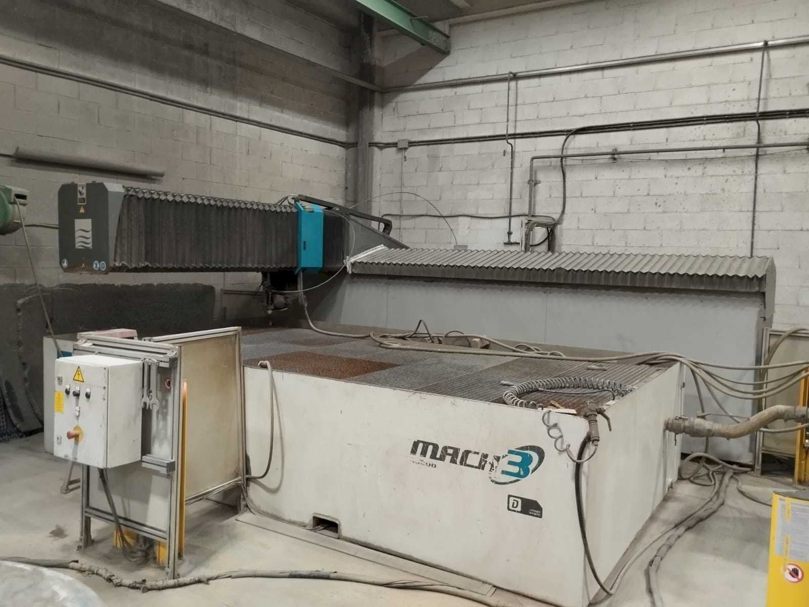 Mašīnas Flow Mach3 4020B  pretskats