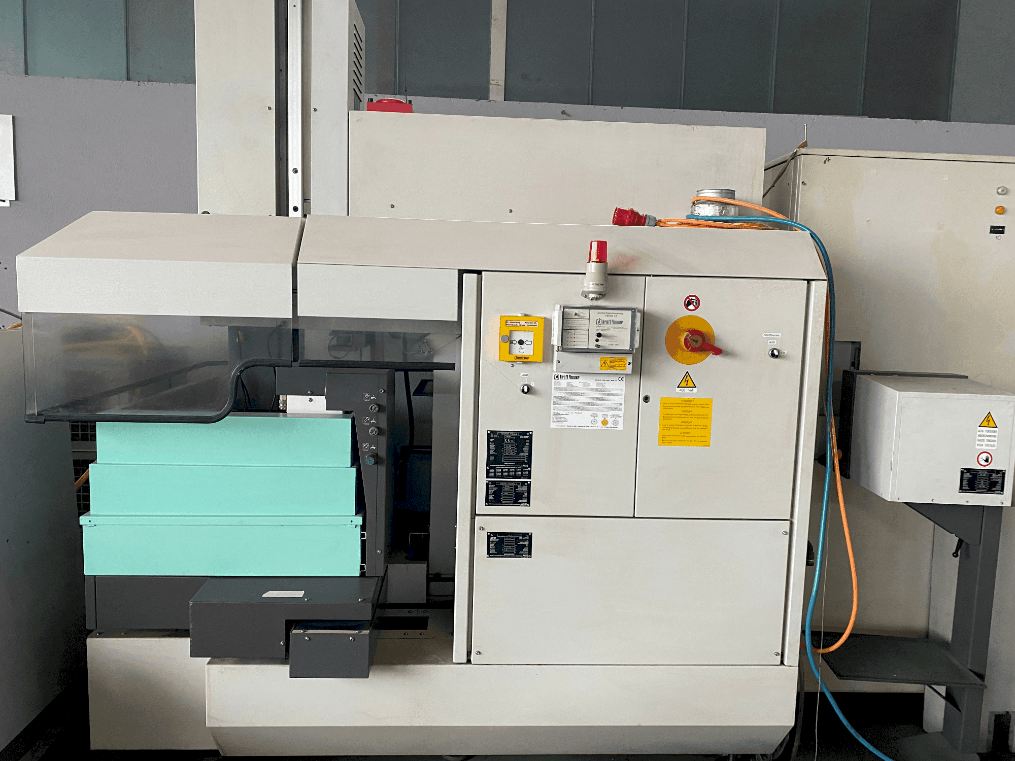 Mašīnas AGIE Agietron Integral 2  pretskats