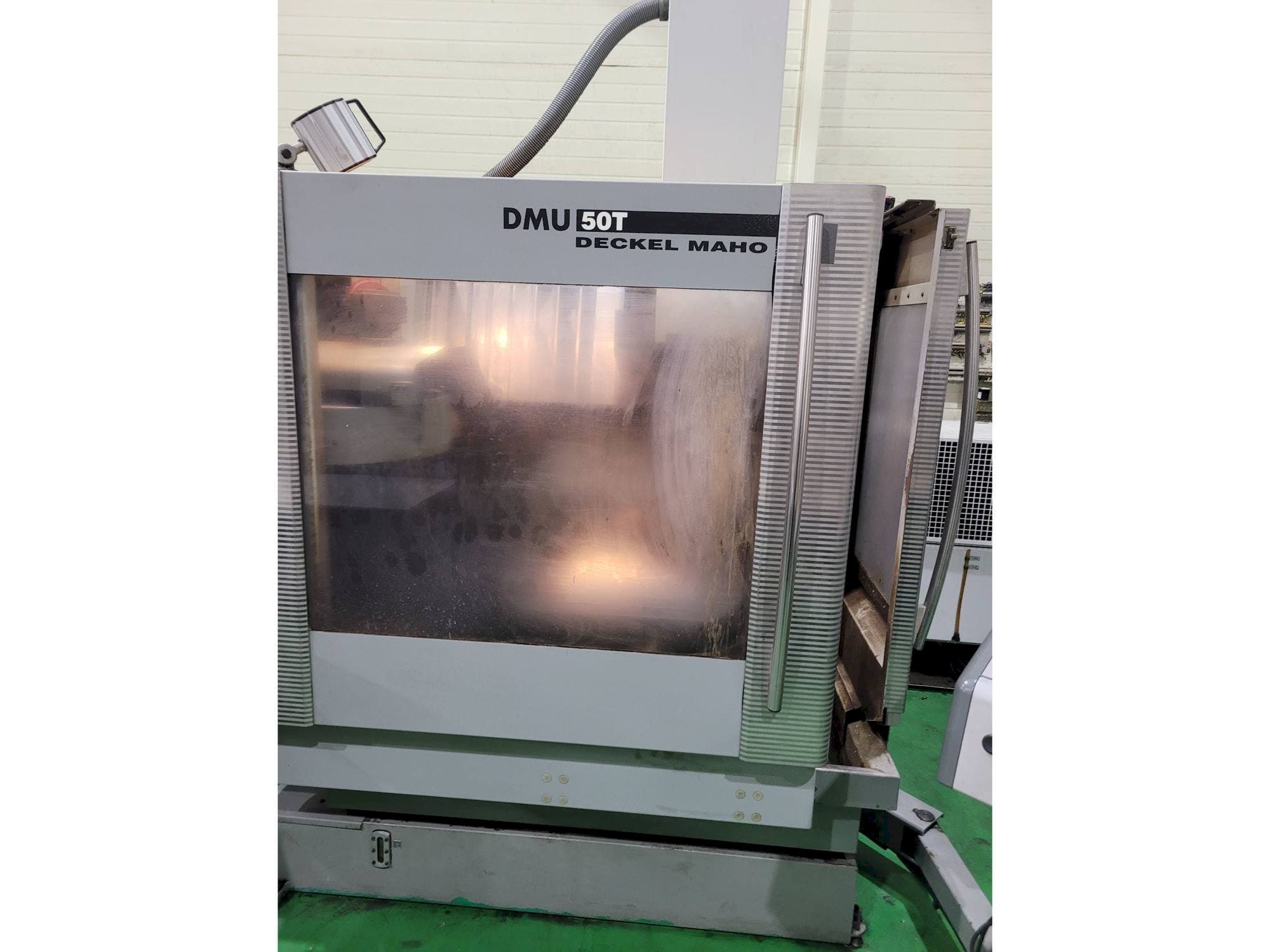 Mašīnas DECKEL MAHO DMU 50 T  pretskats