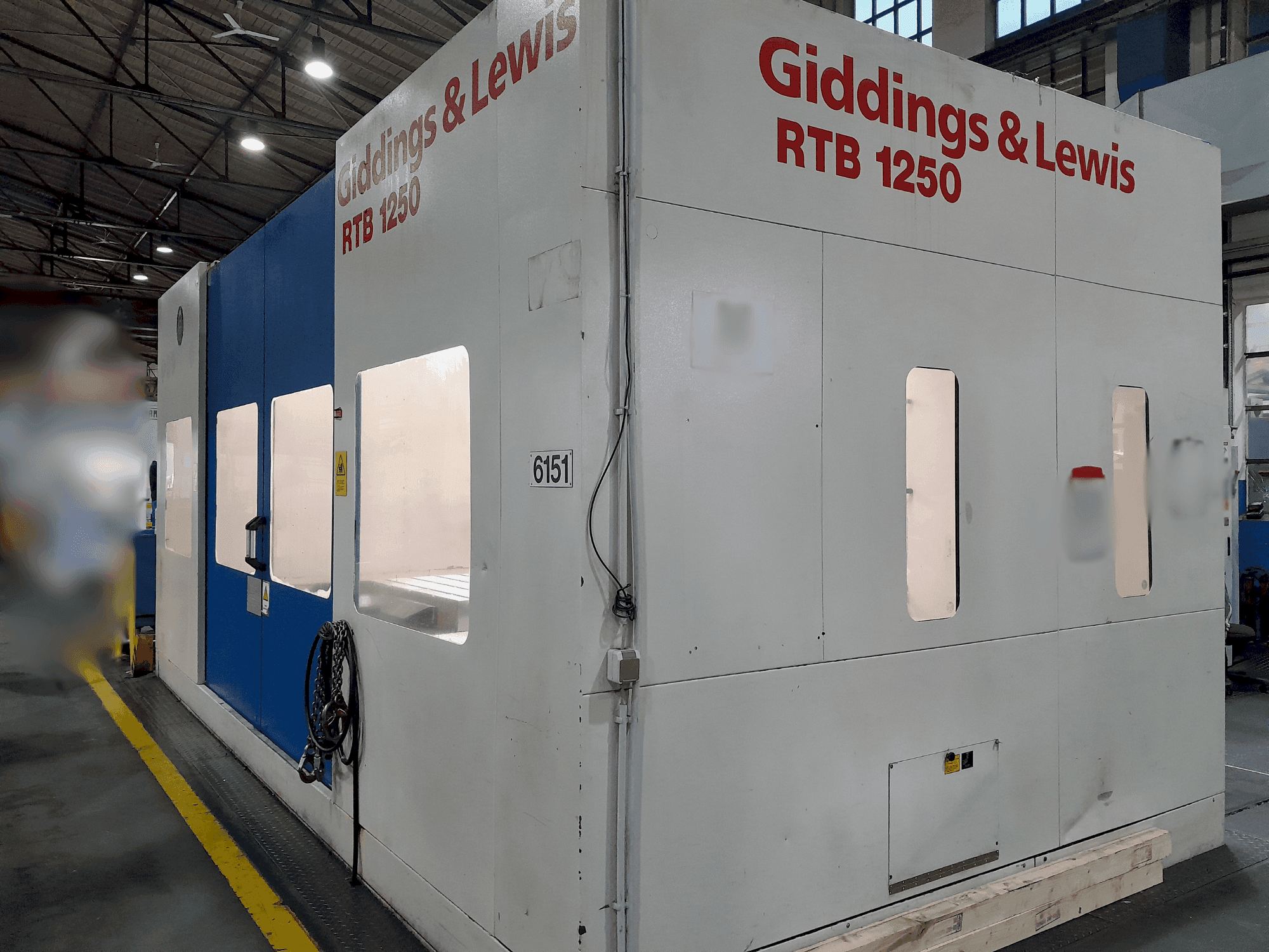 Mašīnas GIDDINGS & LEWIS HMC 410 RTB 1250  pretskats