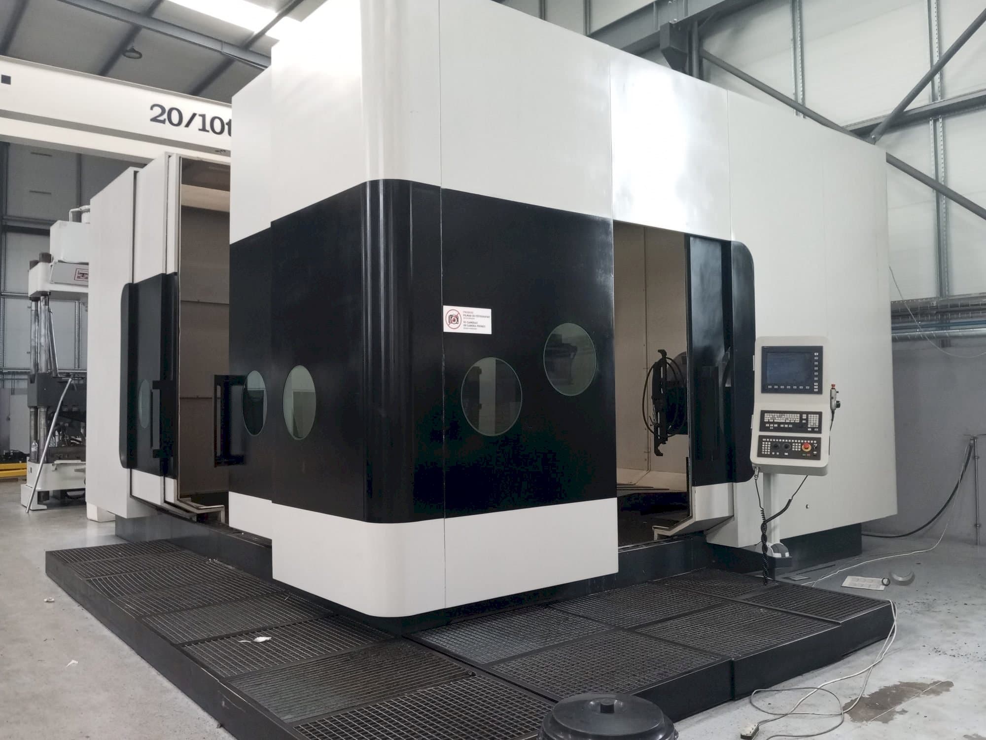 Mašīnas CHETO 3000  pretskats