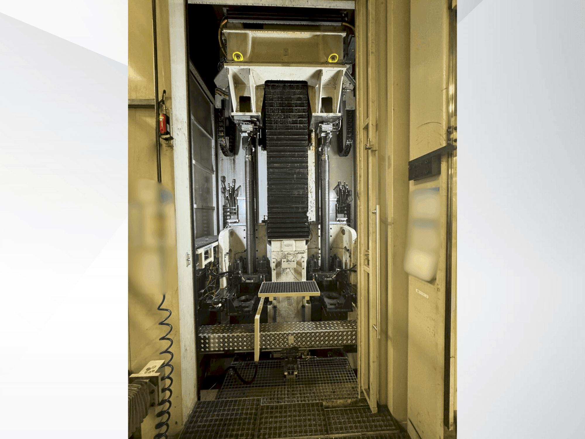 Mašīnas FORST RISH 60x2125x630  pretskats