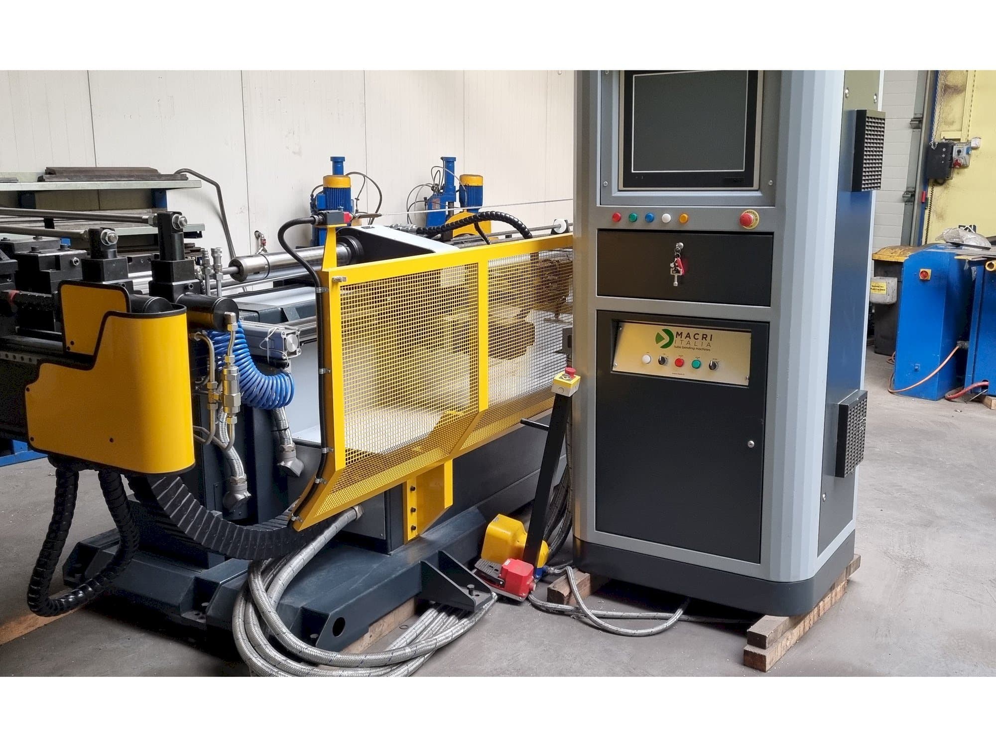 Mašīnas MACRI ITALIA PROVAR 6-45 U-D  pretskats