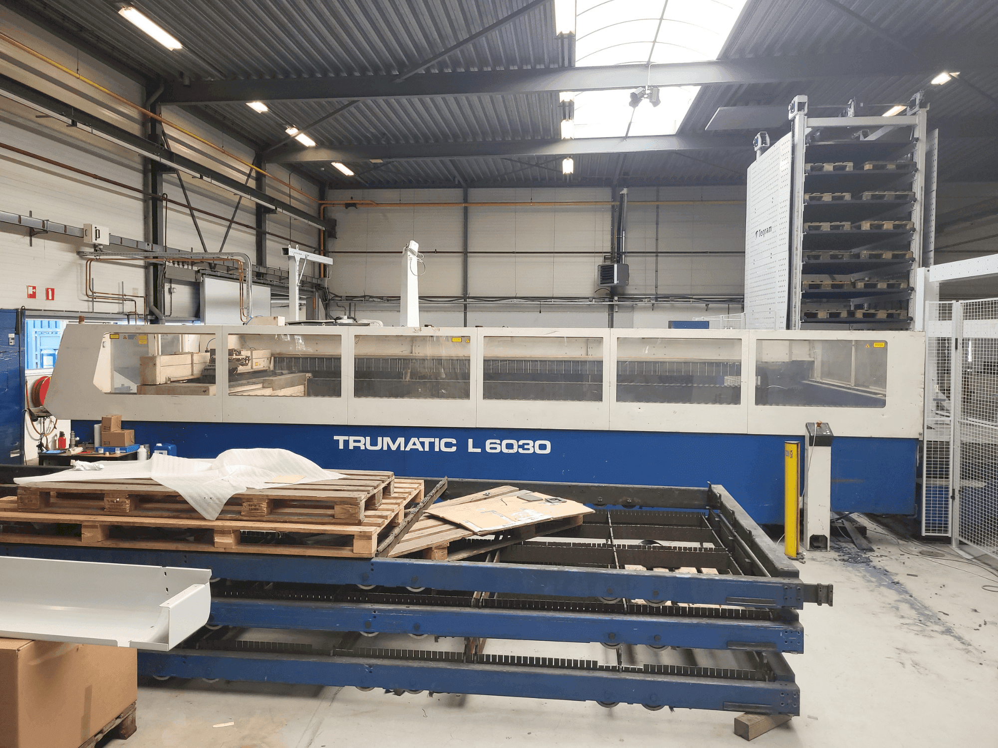 Mašīnas TRUMPF Trumatic L6030  pretskats