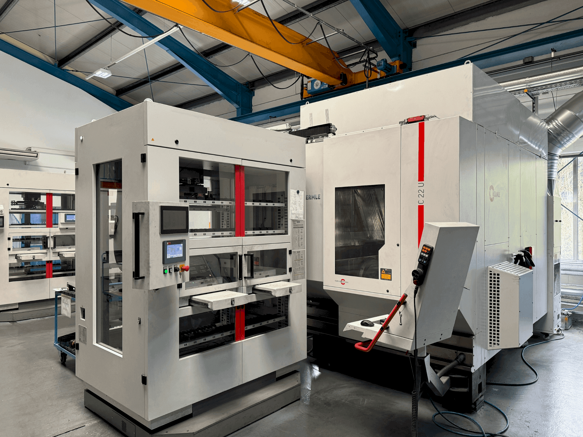 Mašīnas HERMLE C22 with handling system IH30  (2017)  pretskats
