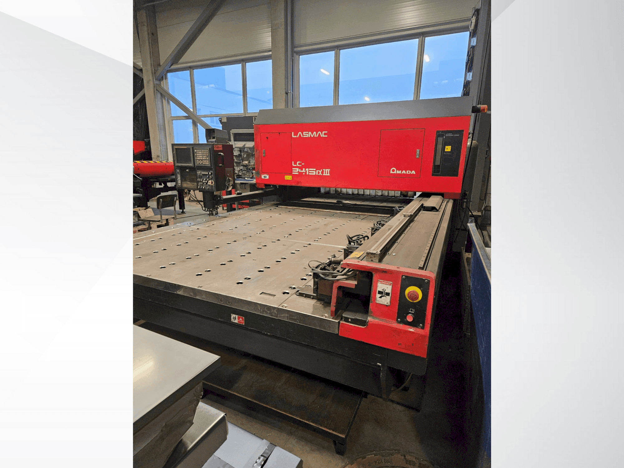 Mašīnas AMADA LC 2415 A3  pretskats