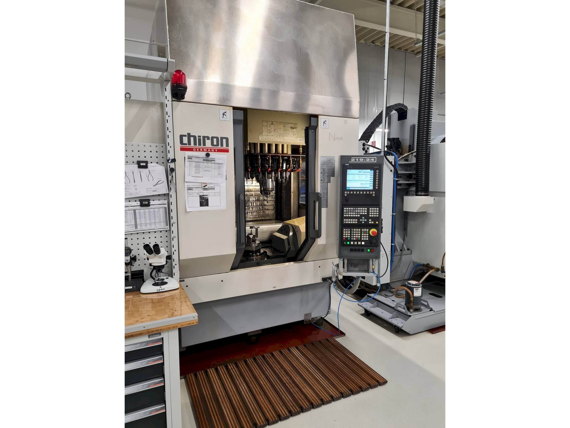 Mašīnas CHIRON FZ 15 S  pretskats