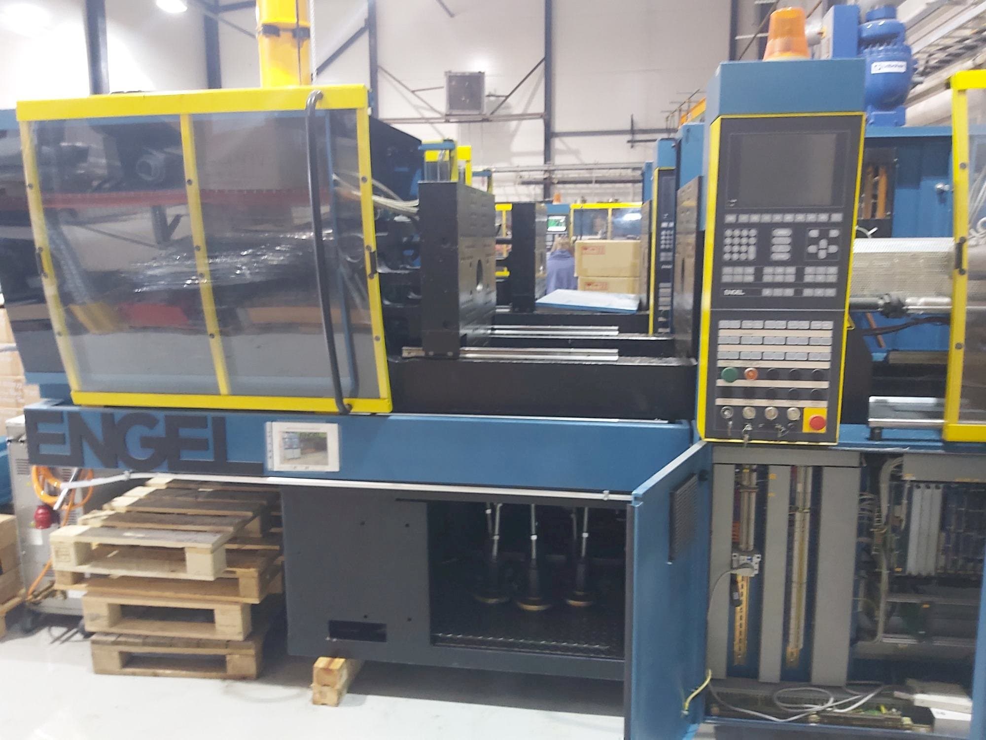 Mašīnas ENGEL ES 330/80 HL  pretskats