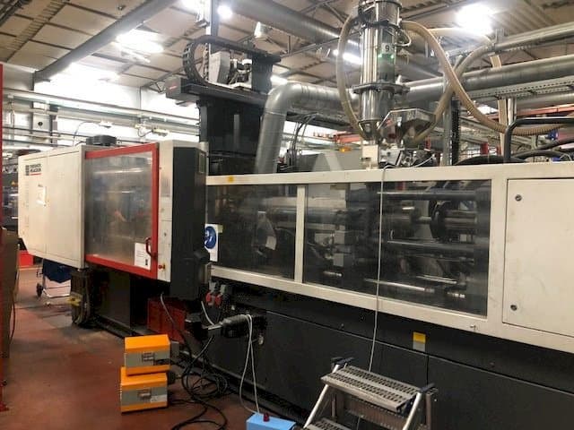 Mašīnas FERROMATIK MILACRON K320  pretskats