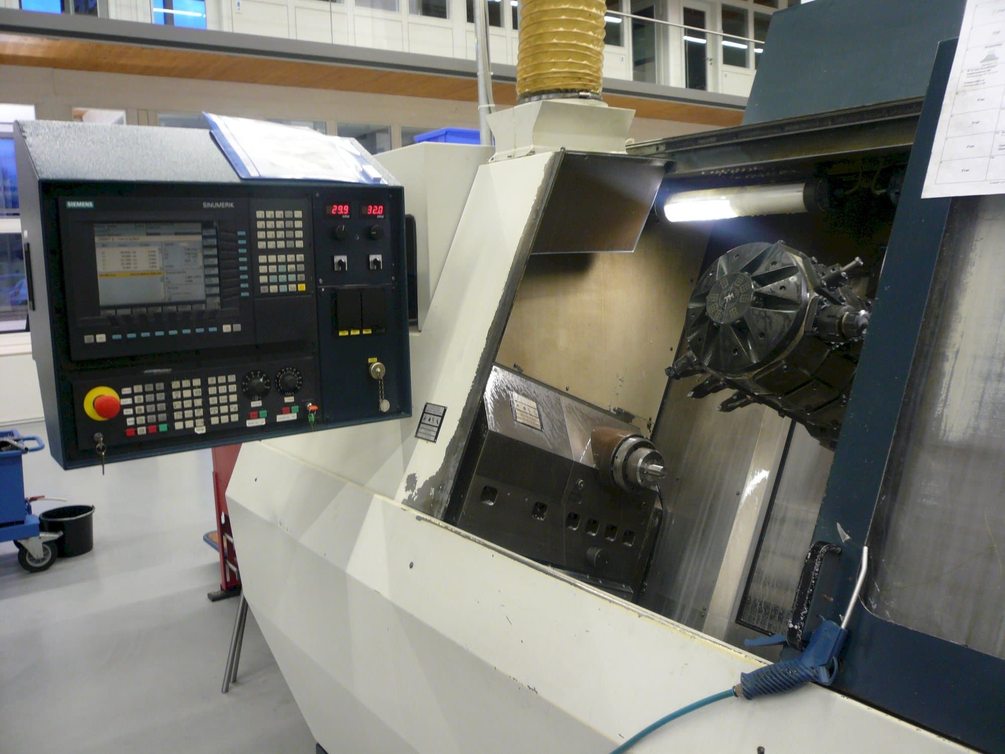 Mašīnas SPINNER TM  pretskats