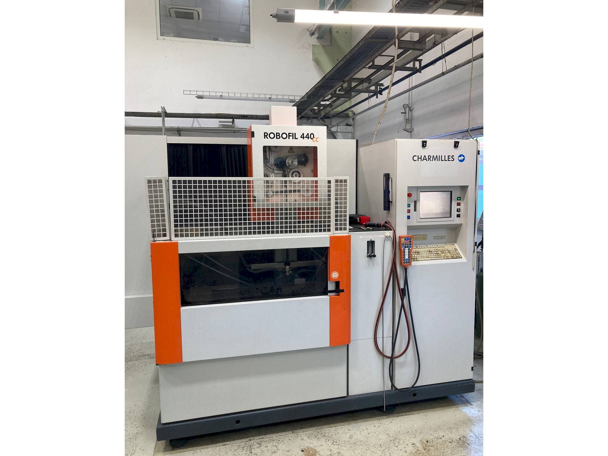 Mašīnas CHARMILLES Robofil 440 CC  pretskats