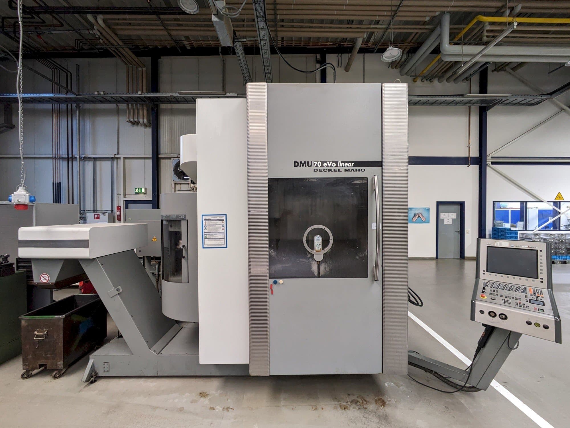 Mašīnas DECKEL MAHO DMU70 eVo linear  pretskats