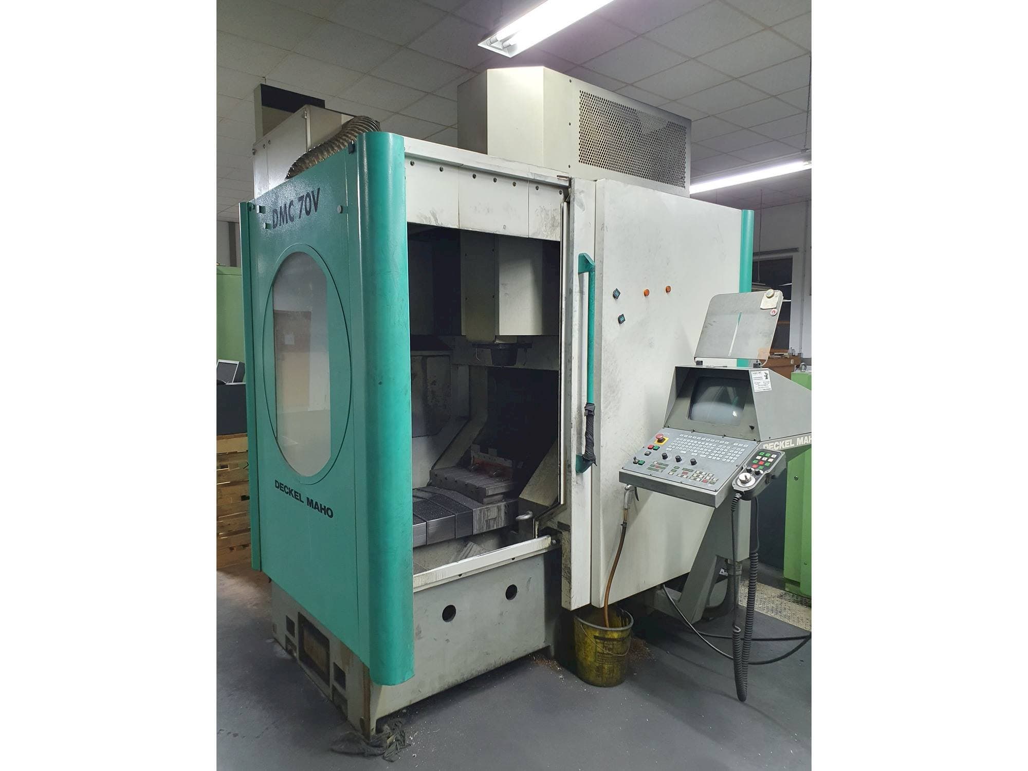 Mašīnas DMG DMC 70 V  pretskats