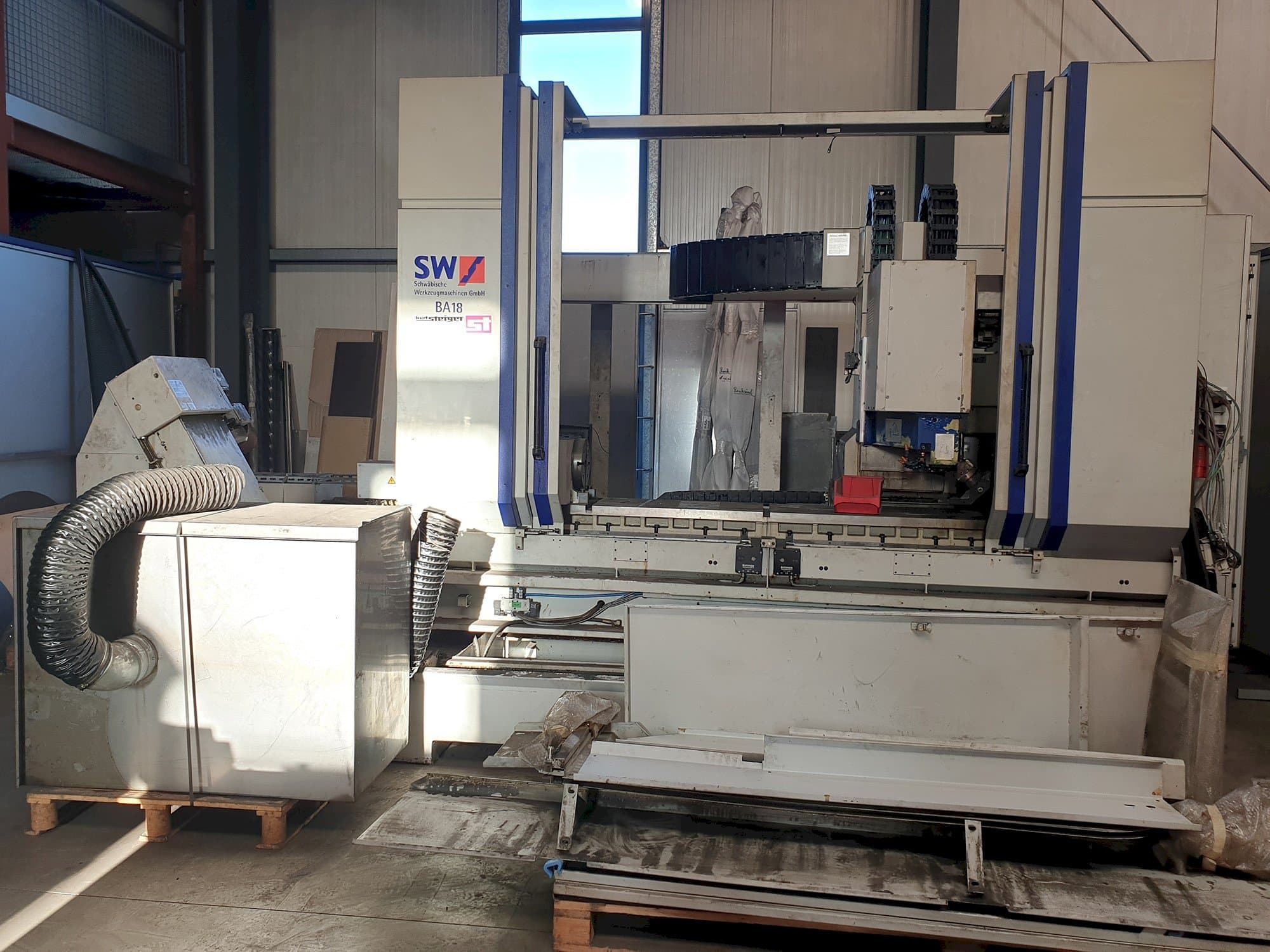 Mašīnas Schwäbische Werkzeugmaschinen BA 18 pretskats