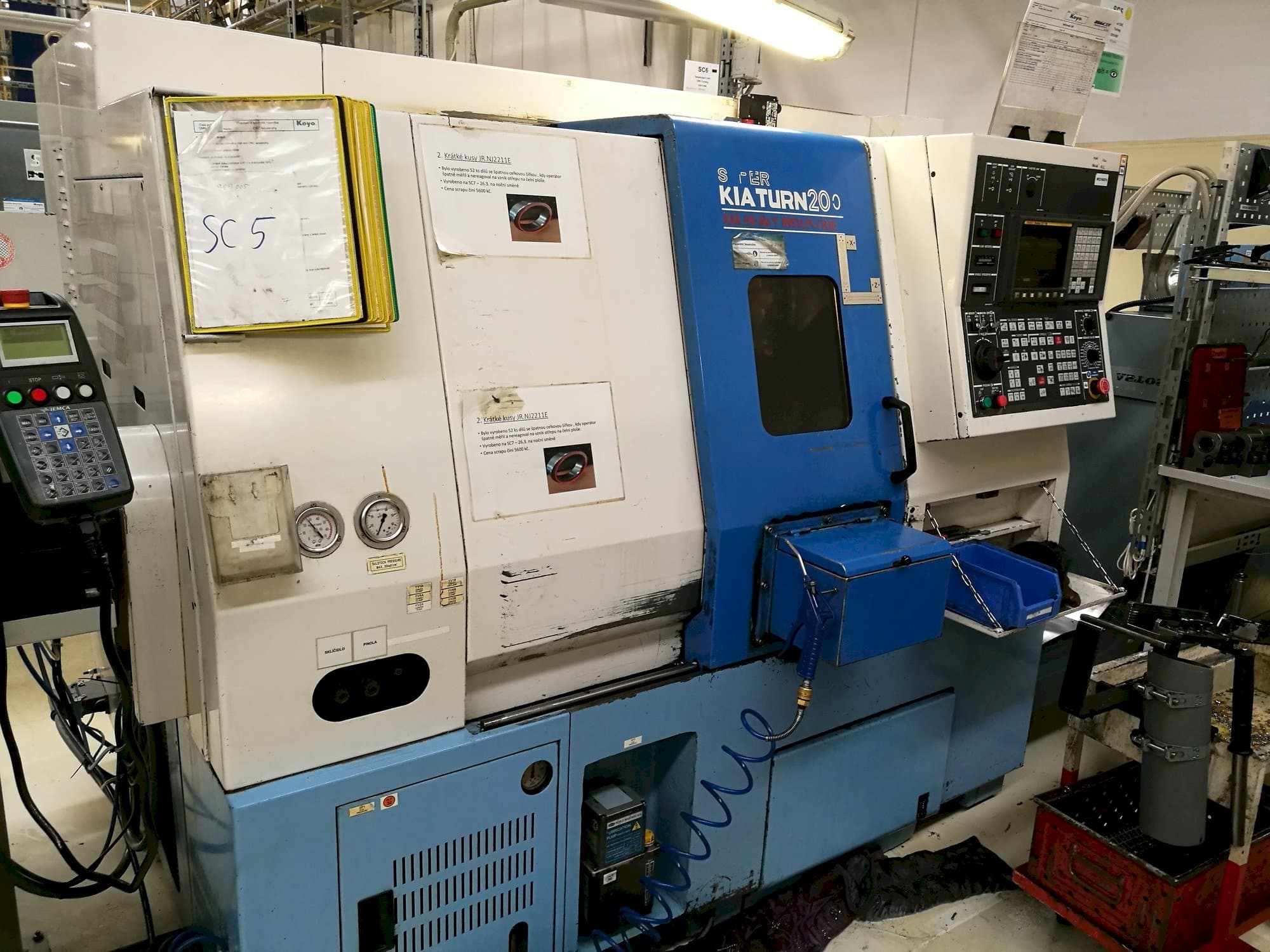 Mašīnas Kia Super Kia Turn 200  pretskats